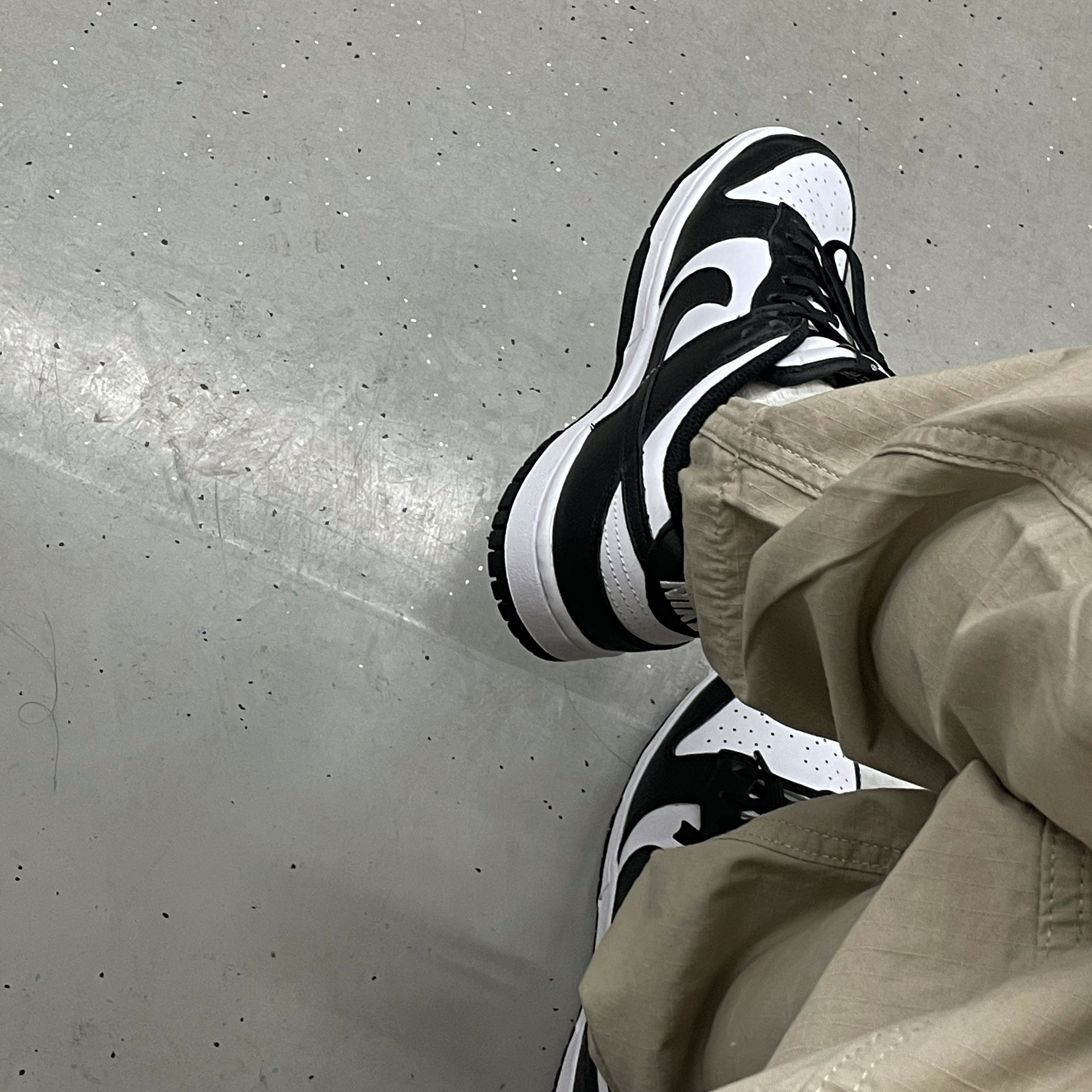 (W) Nike Dunk Low Black 착용 스타일
