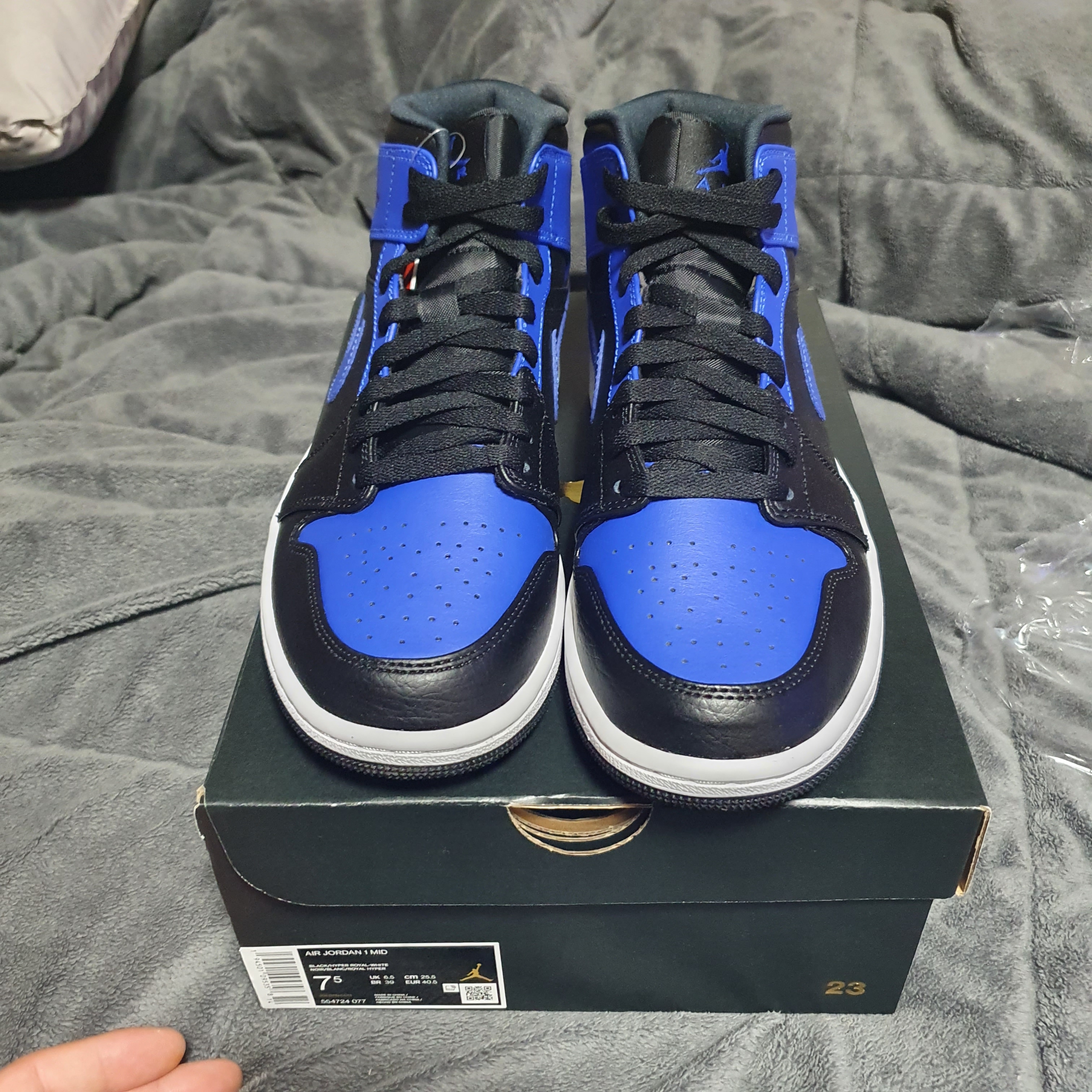 Nike Dunk Low Retro Hyper Cobalt, Nike Air More Uptempo Rayguns 착용 스타일 - 3