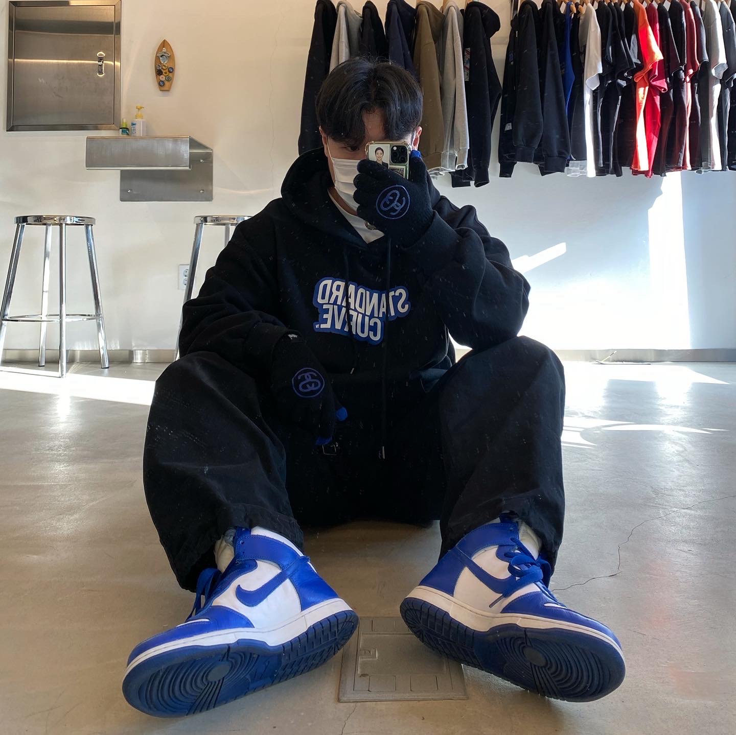 Nike Dunk High Kentucky, Jordan 1 Retro High Shattered Backboard 3.0 착용 스타일 - 1