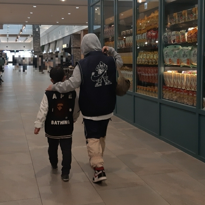 Nike x Cav Empt Vest Navy, Nike x Cav Empt Track Pants Navy 착용 스타일