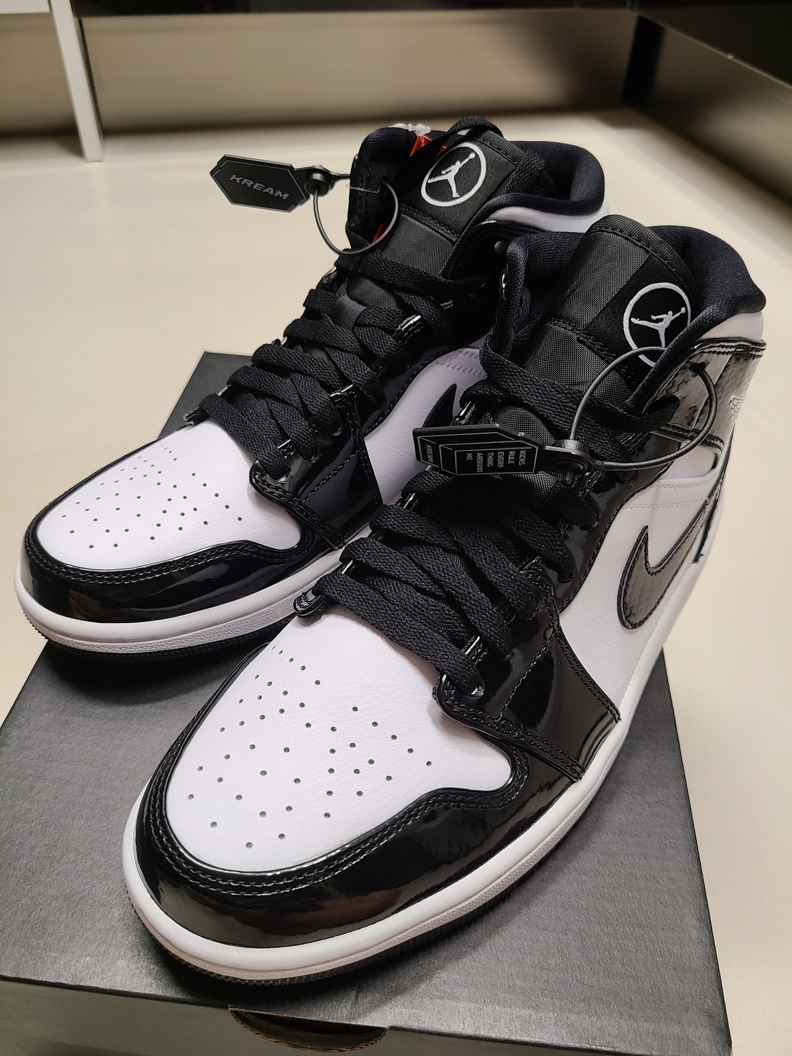 Jordan 1 Mid SE ASW Black 착용 스타일