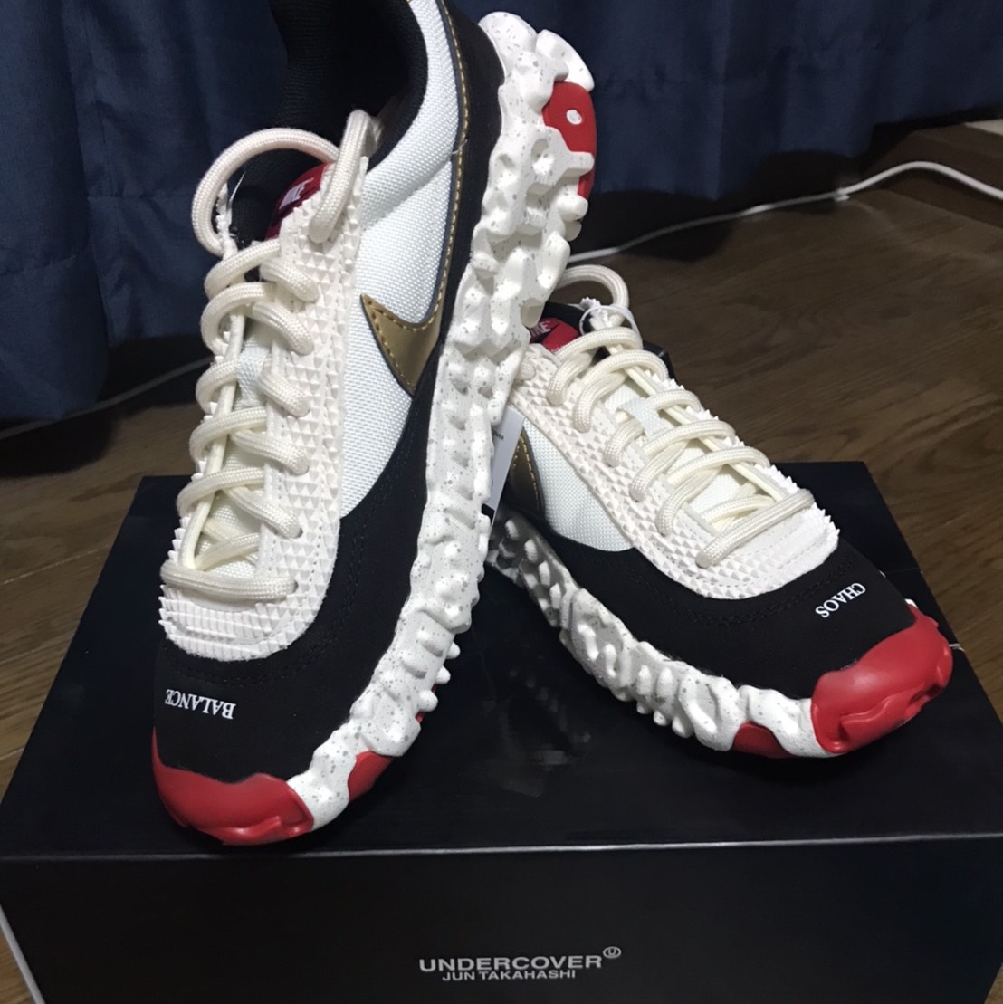 Nike x Undercover Overbreak Sail Gold 착용 스타일