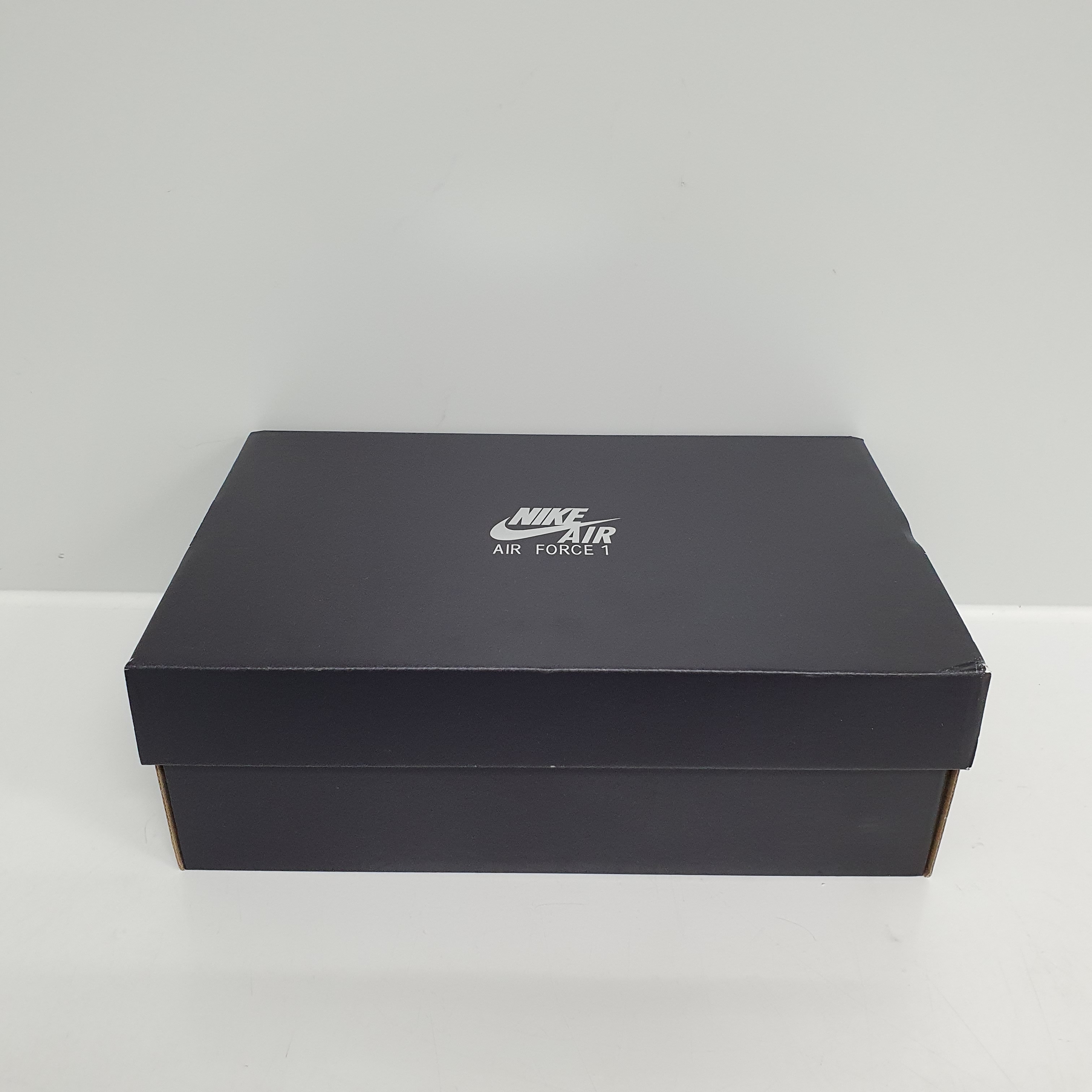Nike Air Force 1 B Silver Snake 착용 스타일 - 1