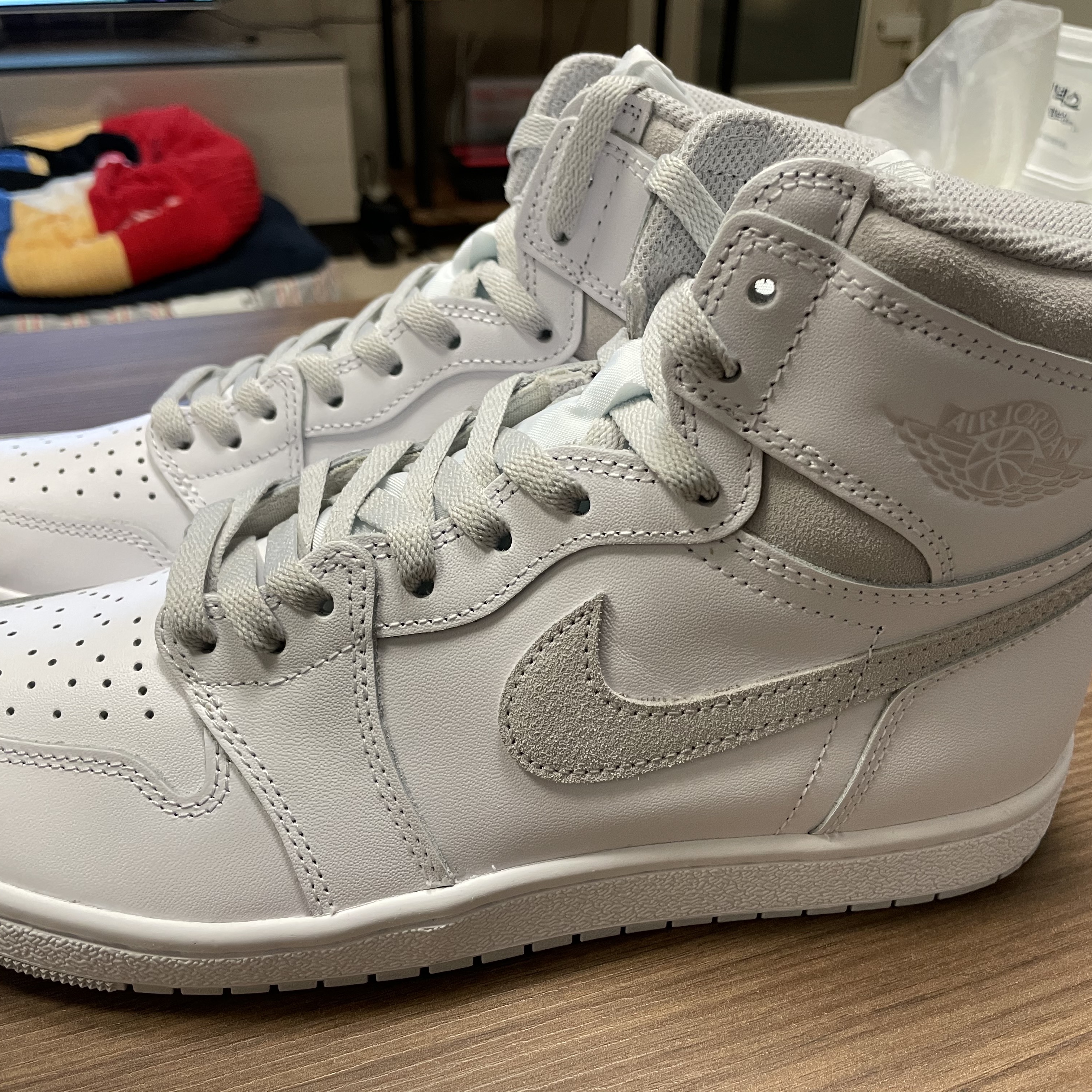 Jordan 1 High 85 Neutral Grey 착용 스타일 - 2