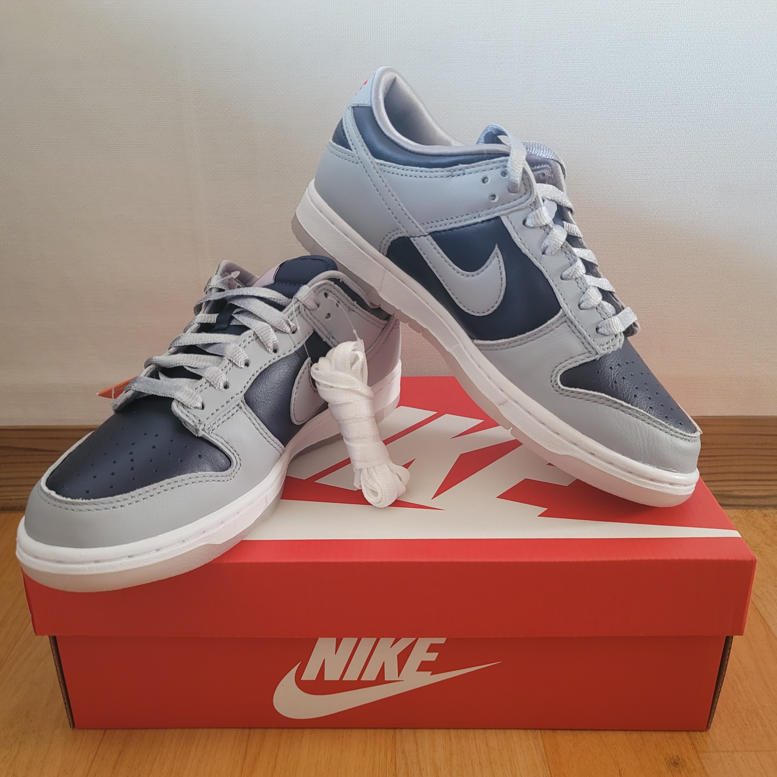 (W) Nike Dunk Low SP College Navy 착용 스타일 - 2