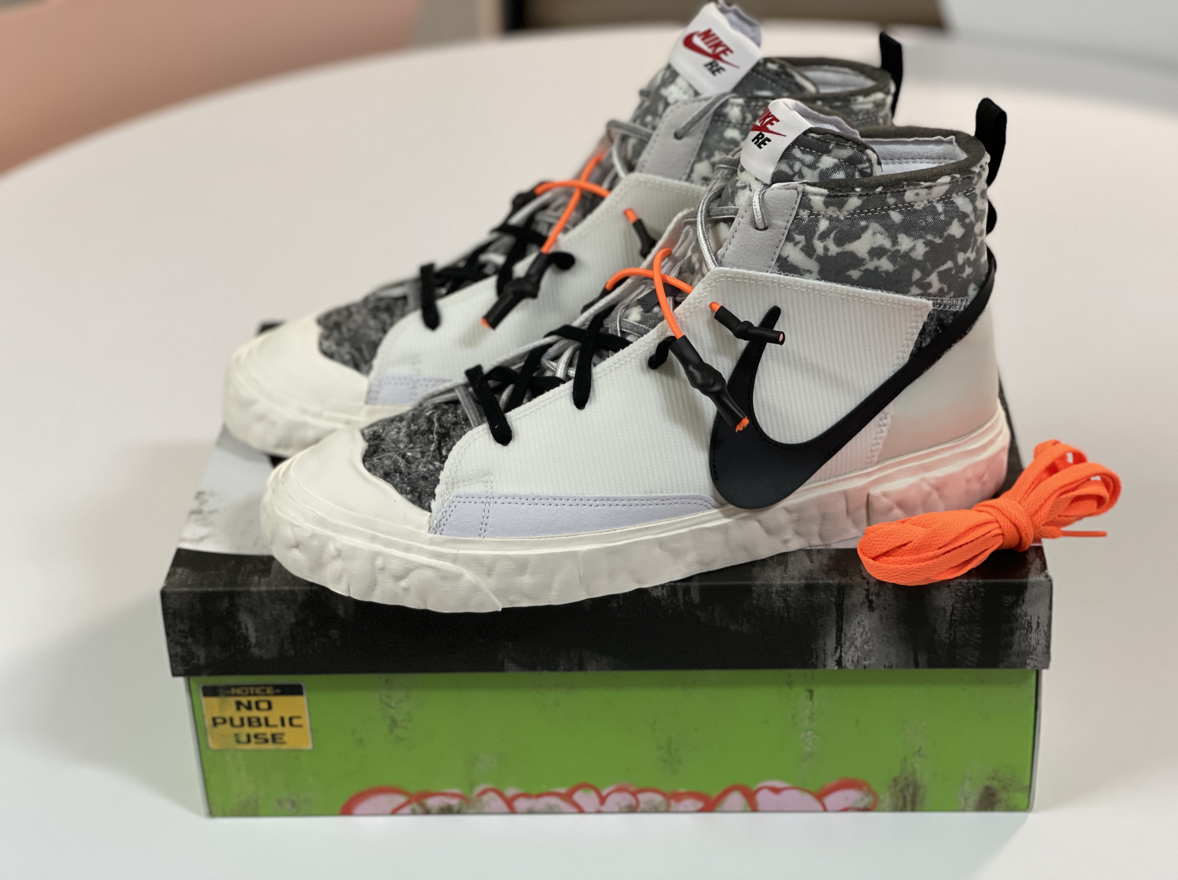 Nike x Readymade Blazer Mid White 착용 스타일 - 3