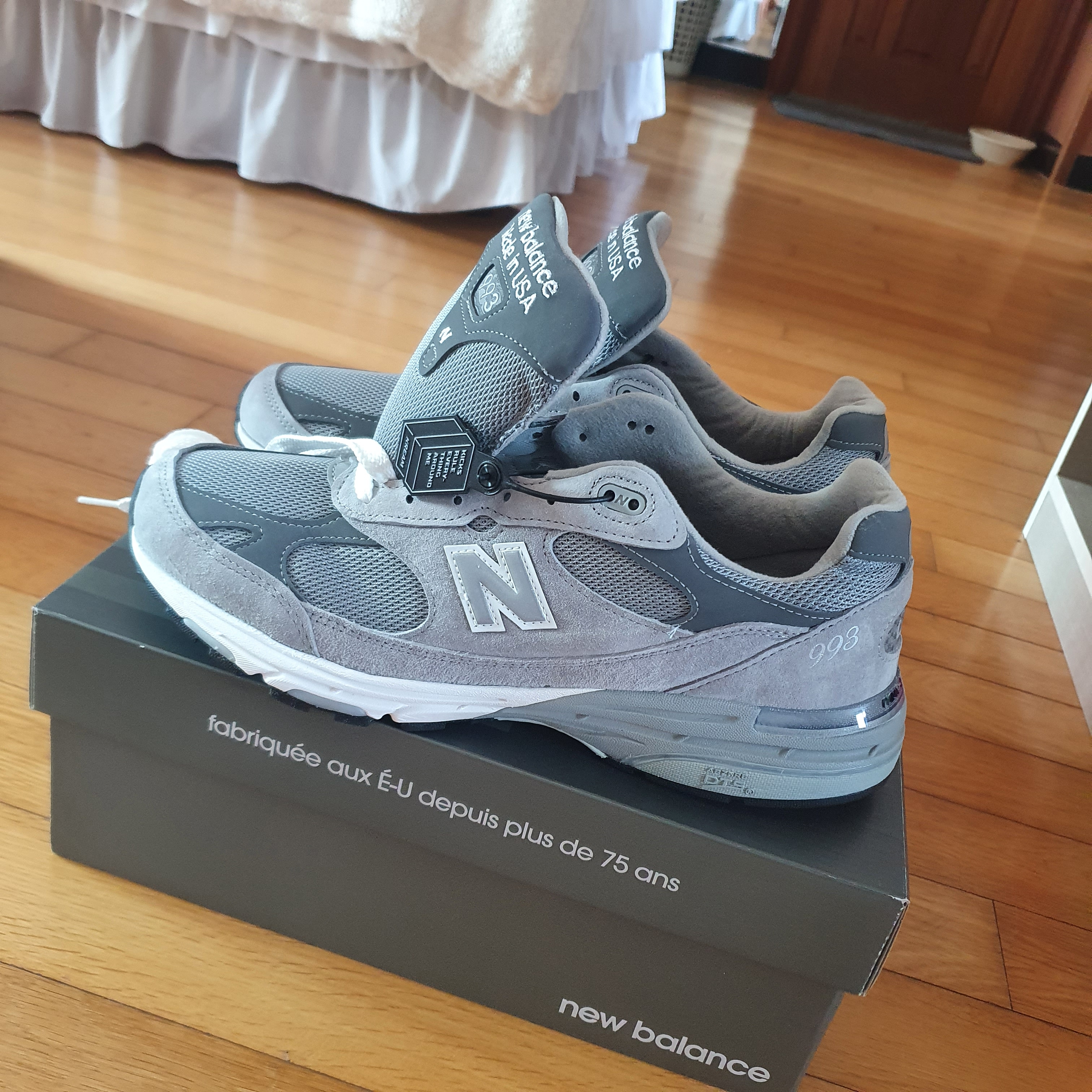 New Balance 993 Made in USA Grey - D Standard 착용 스타일