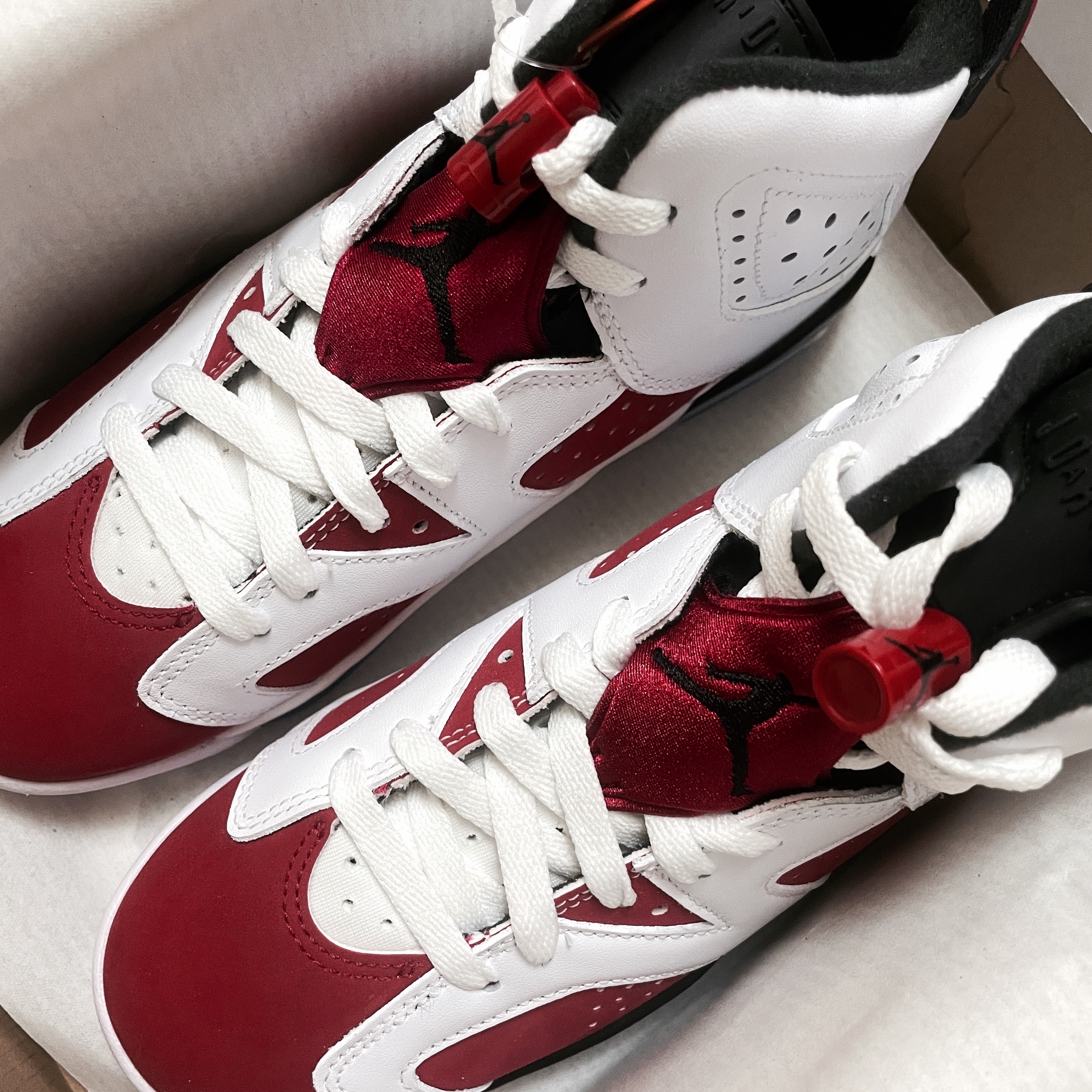 Jordan 6 Retro Carmine 2021, (GS) Jordan 6 Retro Carmine 2021 착용 스타일 - 2