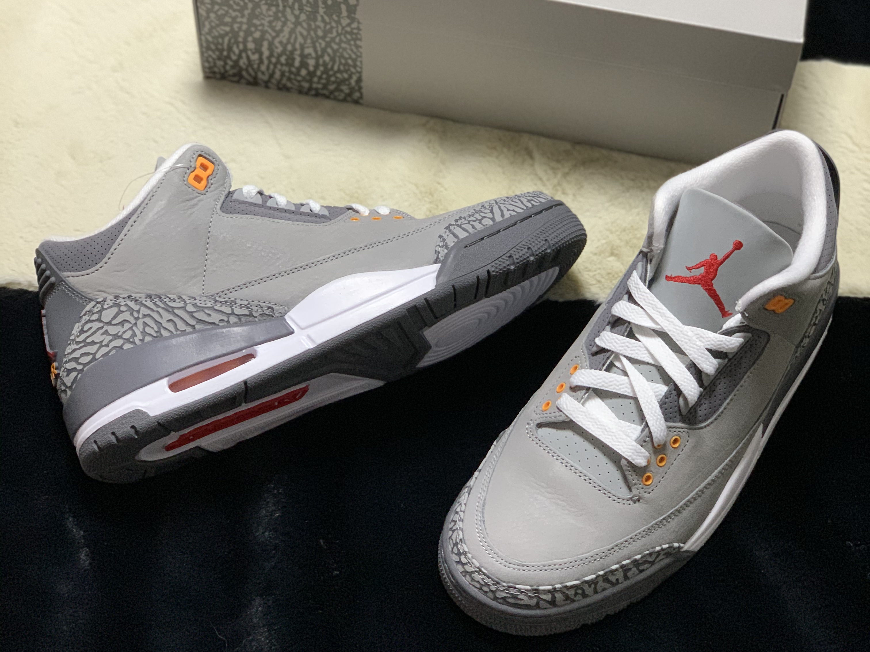 Jordan 3 Retro Cool Grey 착용 스타일 - 1