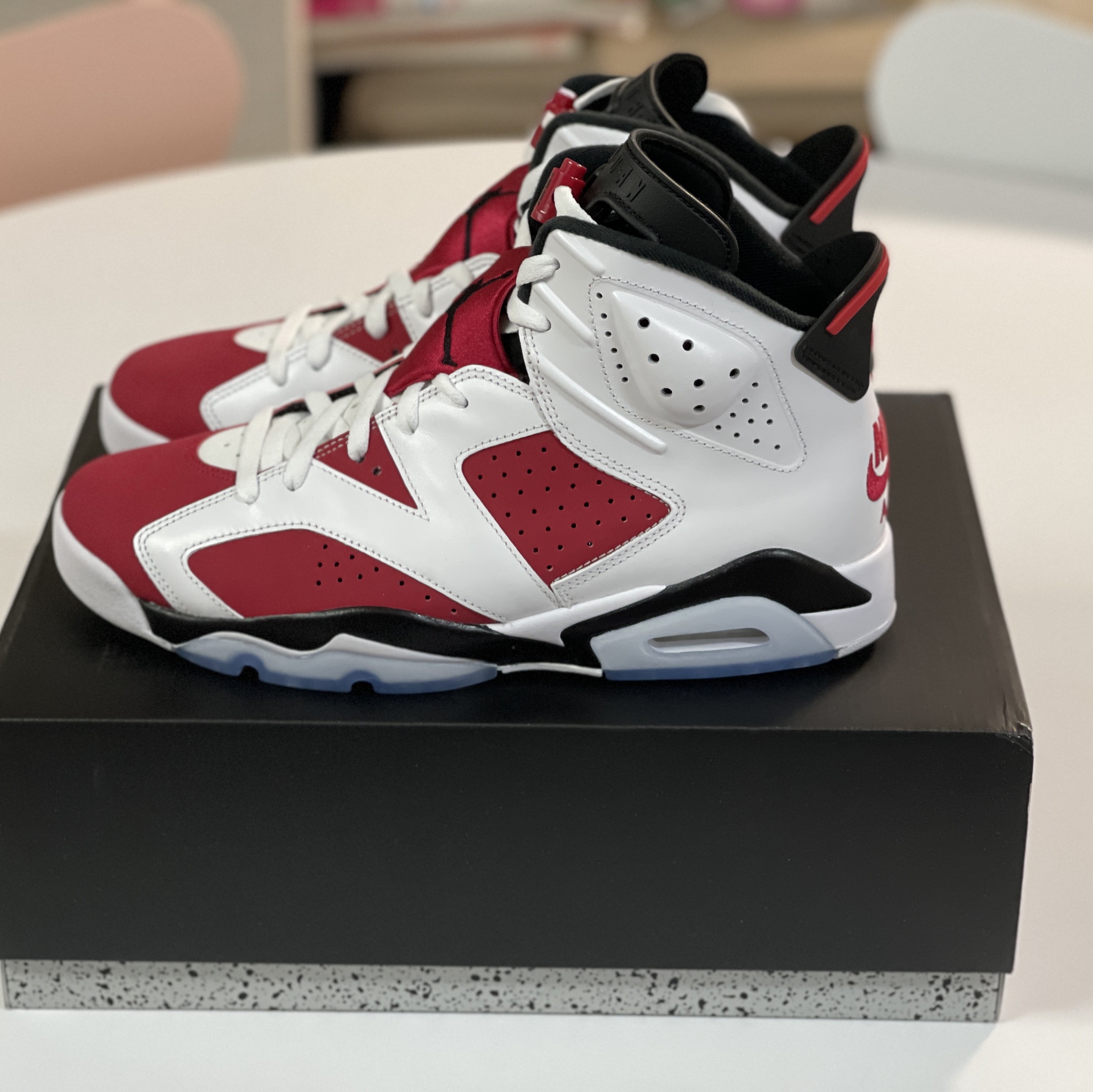 Jordan 6 Retro Carmine 2021 착용 스타일 - 4