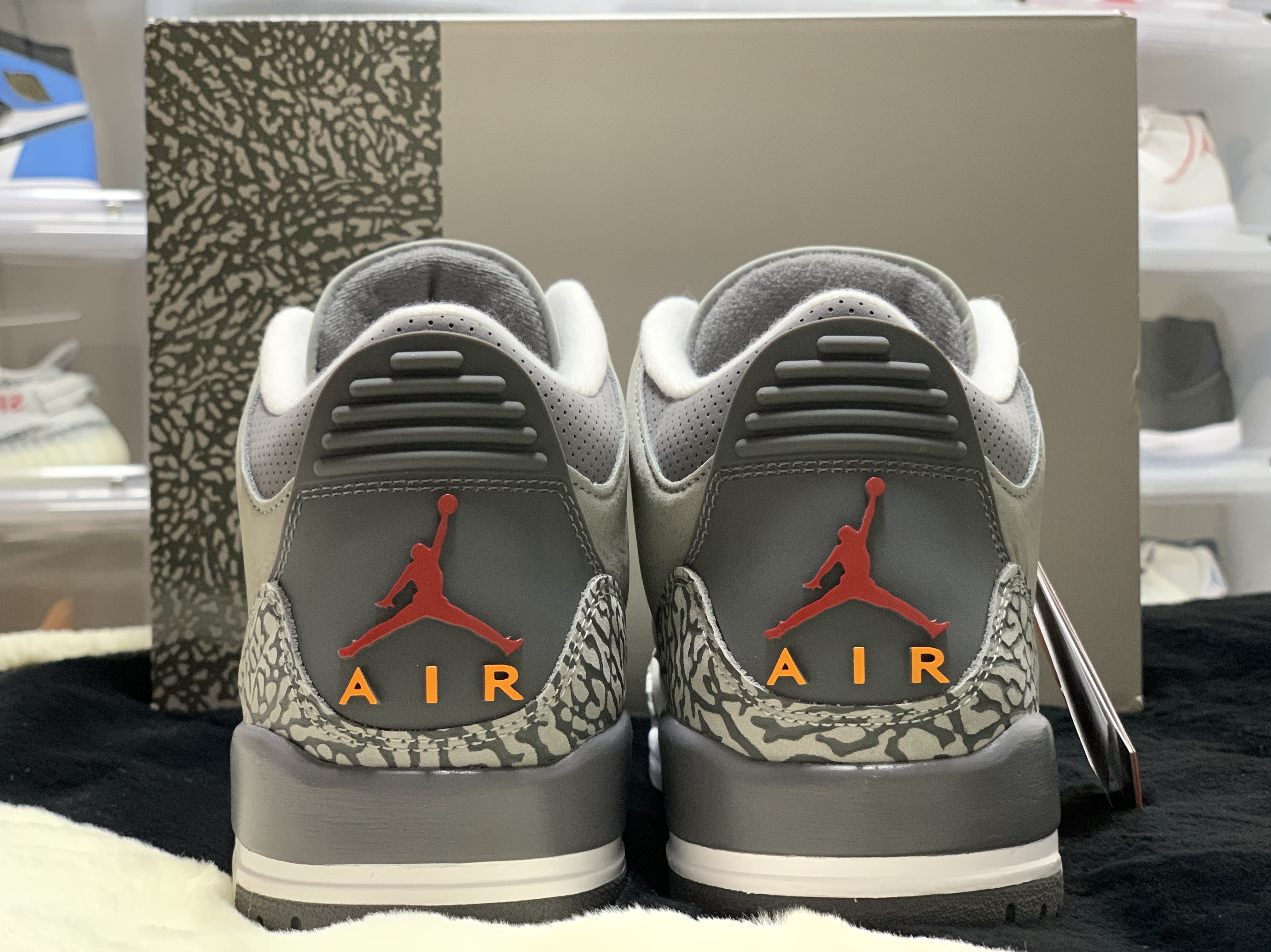 Jordan 3 Retro Cool Grey 착용 스타일 - 3