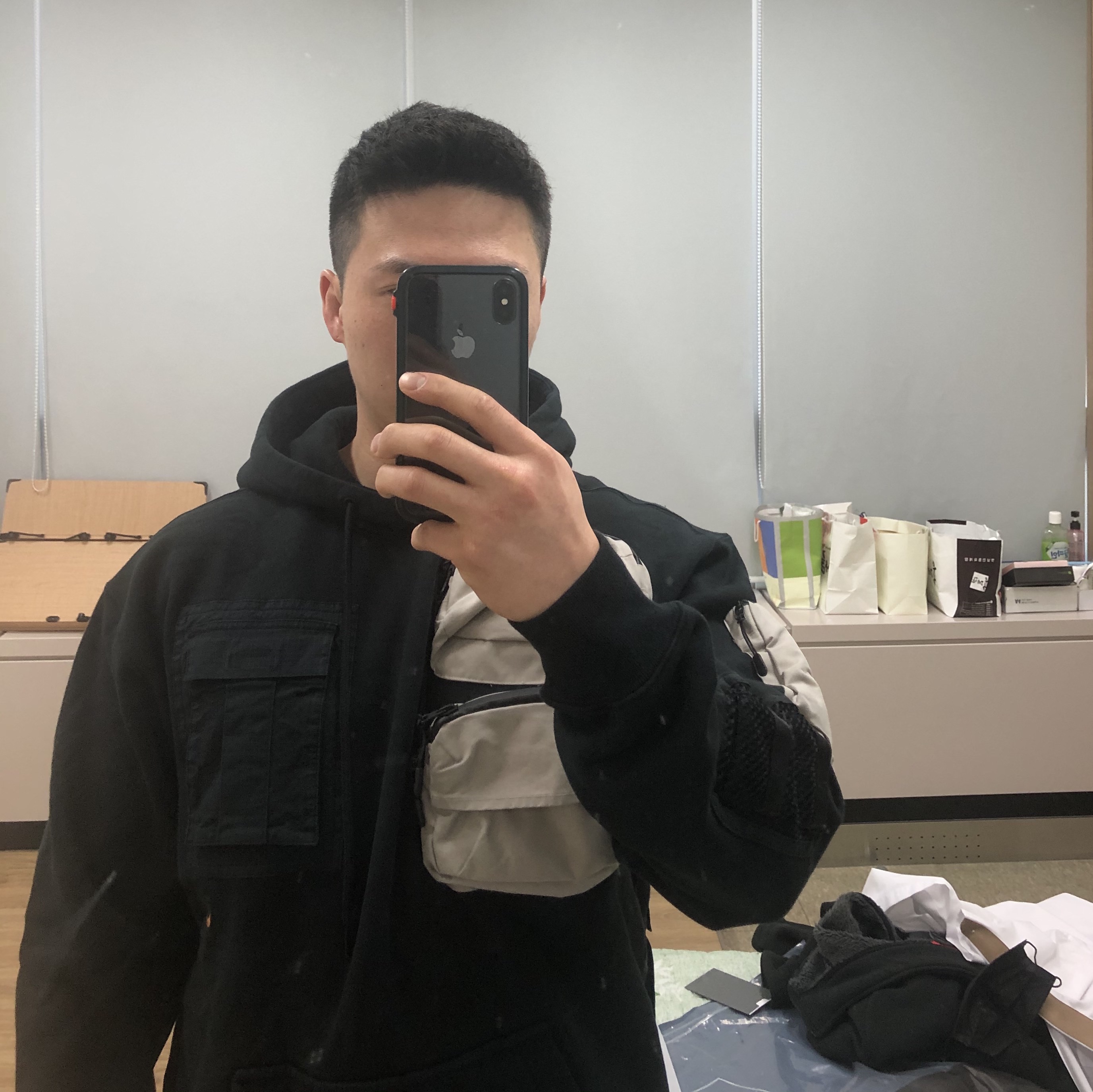 Nike x Travis Scott NRG AG Utility Hoodie Black 착용 스타일
