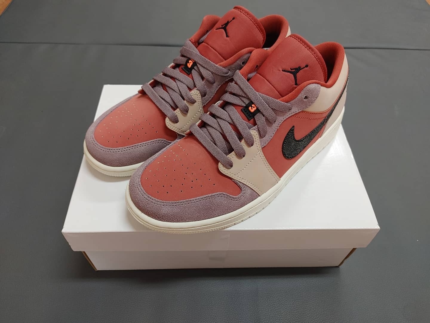 (W) Jordan 1 Low Canyon Rust 착용 스타일 - 1