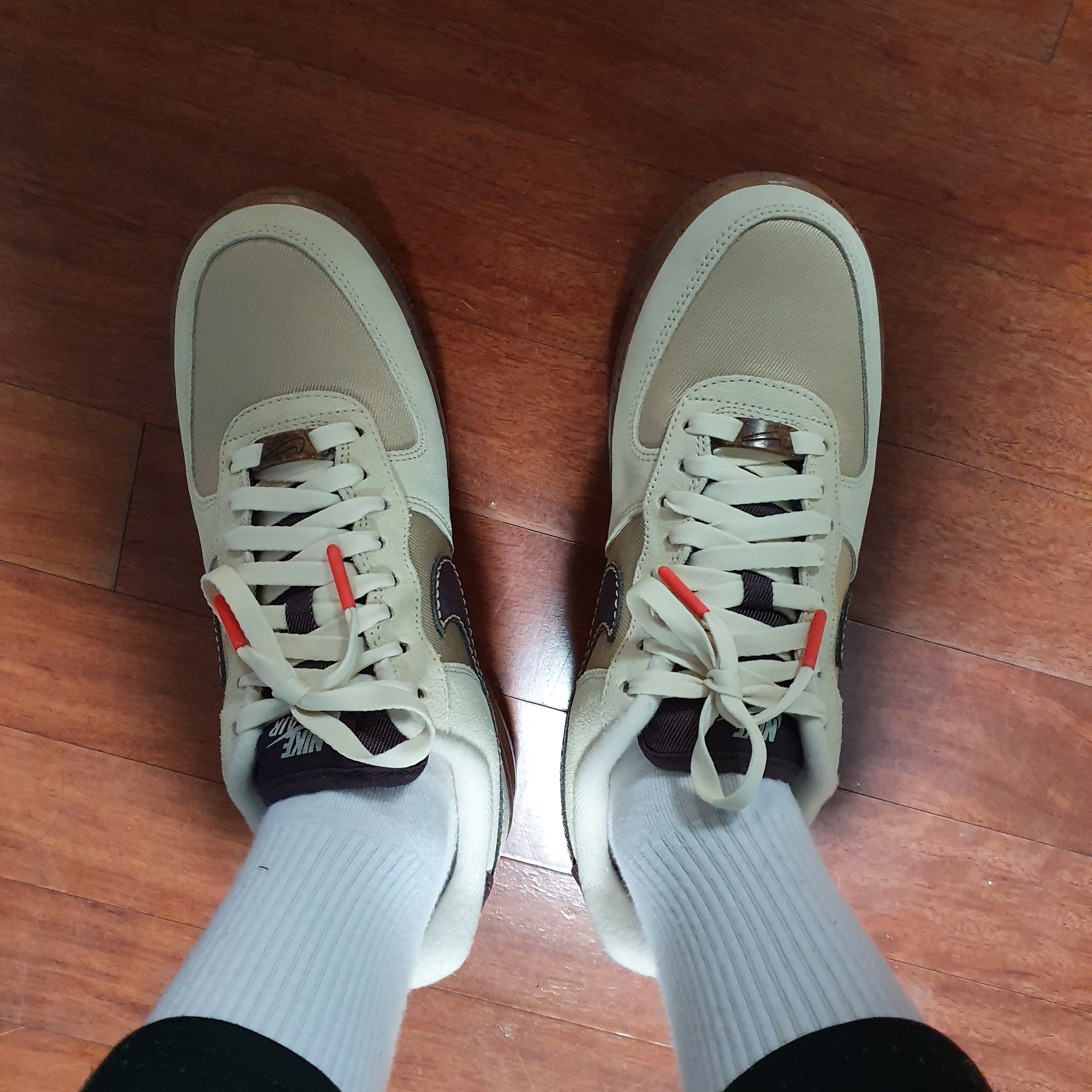 Nike Air Force 1 '07 LV8 Coffee 착용 스타일 - 3
