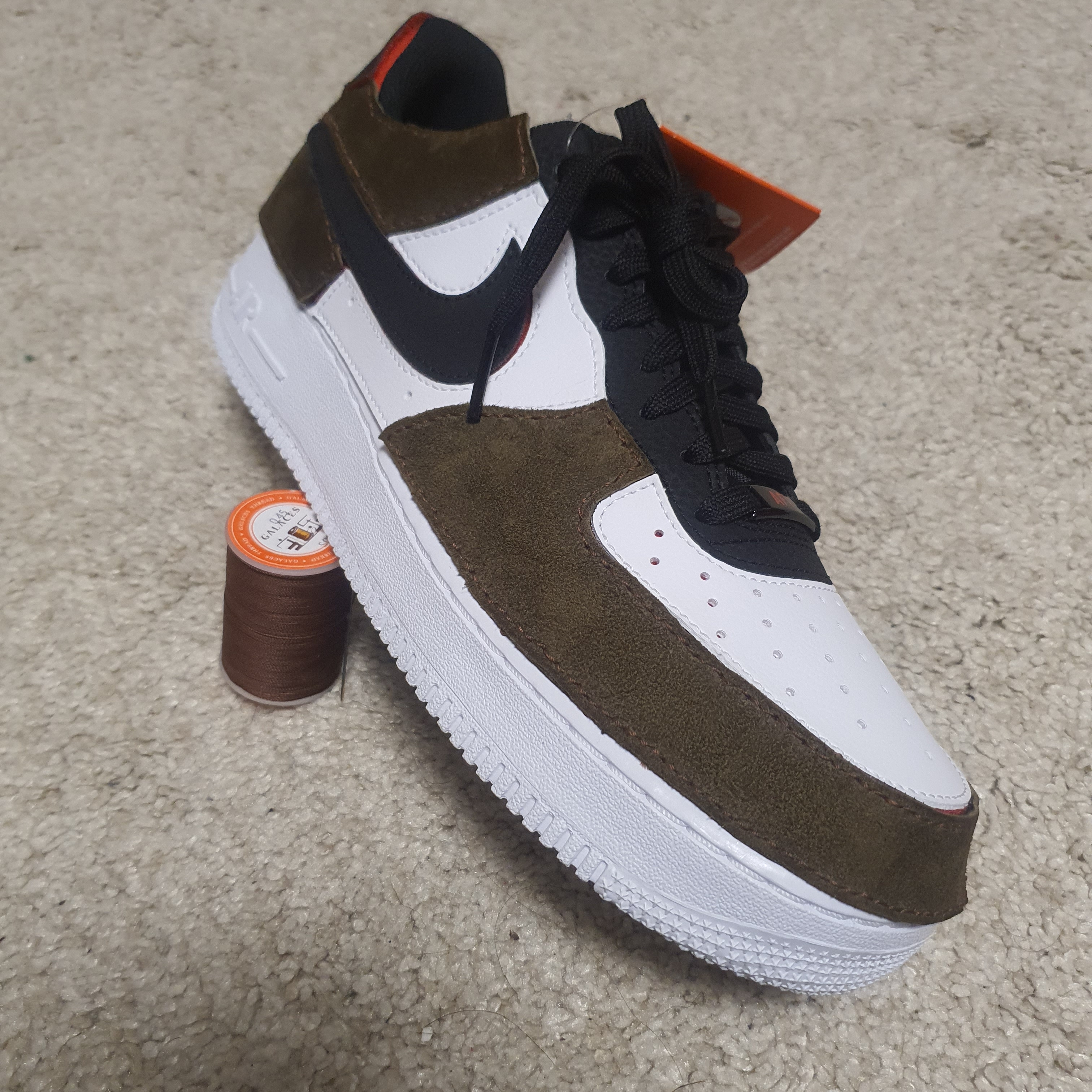 Nike Air Force 1/1 Cosmic Clay 착용 스타일