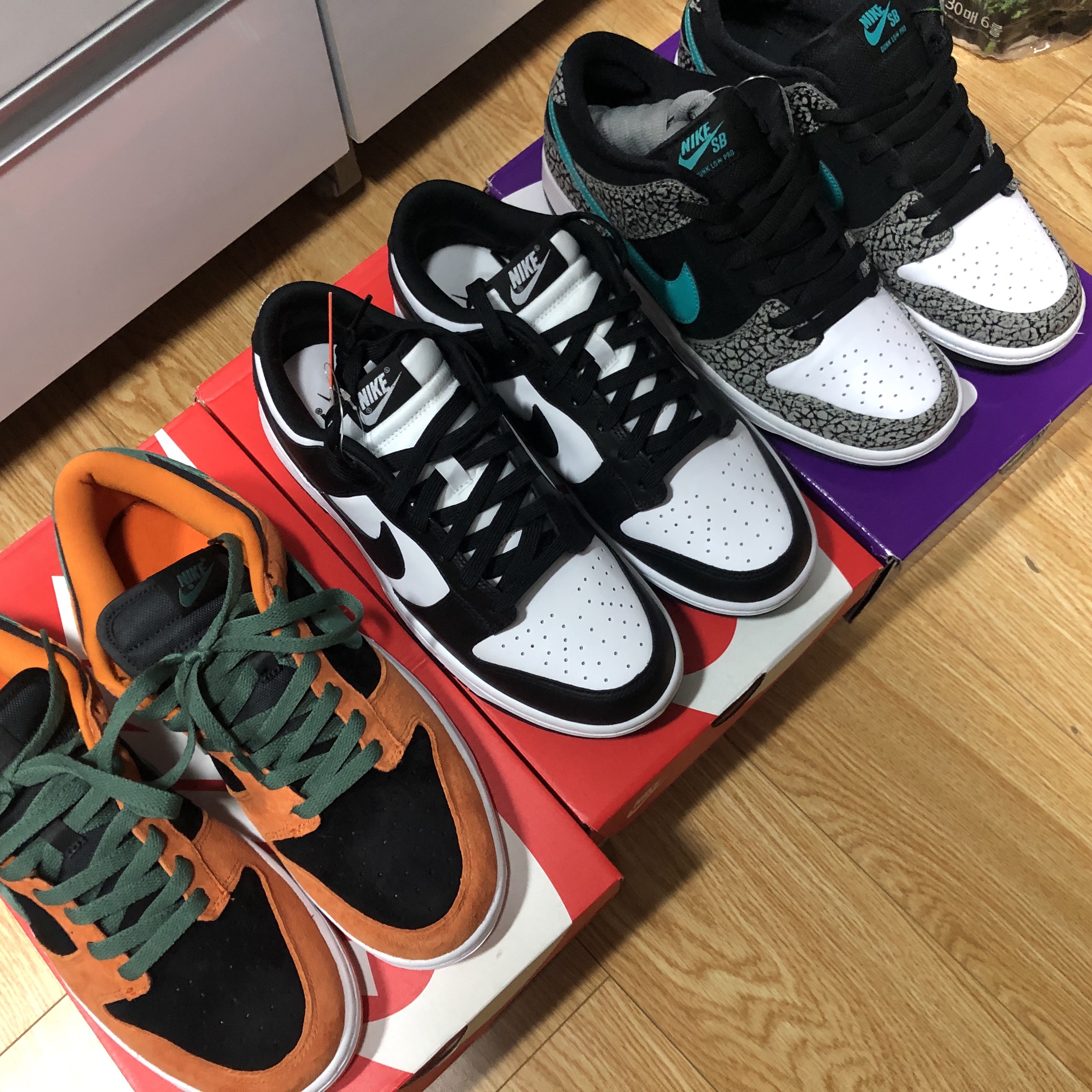 Nike Dunk Low Retro Black, Nike Dunk Low SP Ceramic 착용 스타일