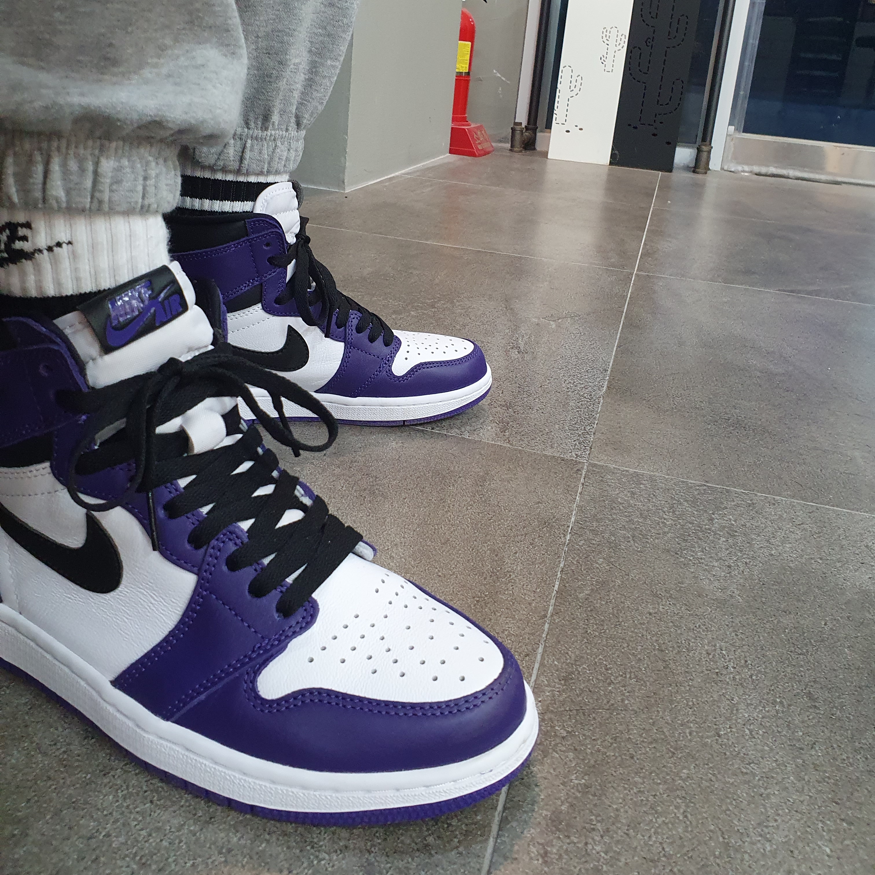 Jordan 1 Retro High OG Court Purple 2020 착용 스타일 - 1