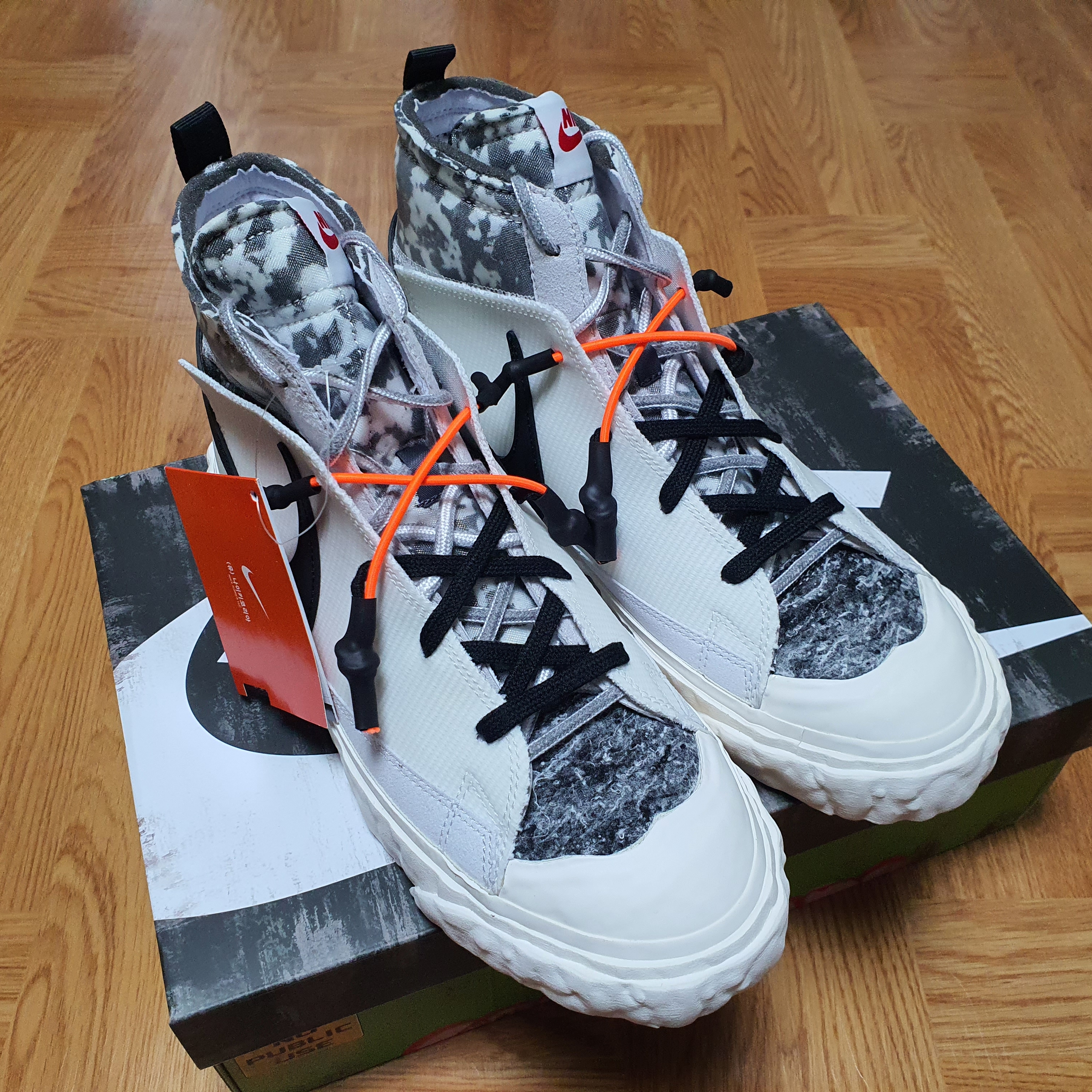 Nike x Readymade Blazer Mid White 착용 스타일 - 2