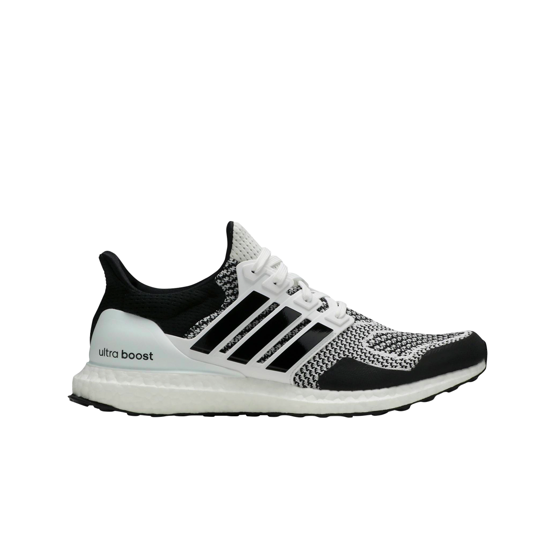 아디다스 울트라부스트 1.0 DNA 쿠키 앤 크림(Adidas Ultraboost 1.0 DNA Cookies and Cream)