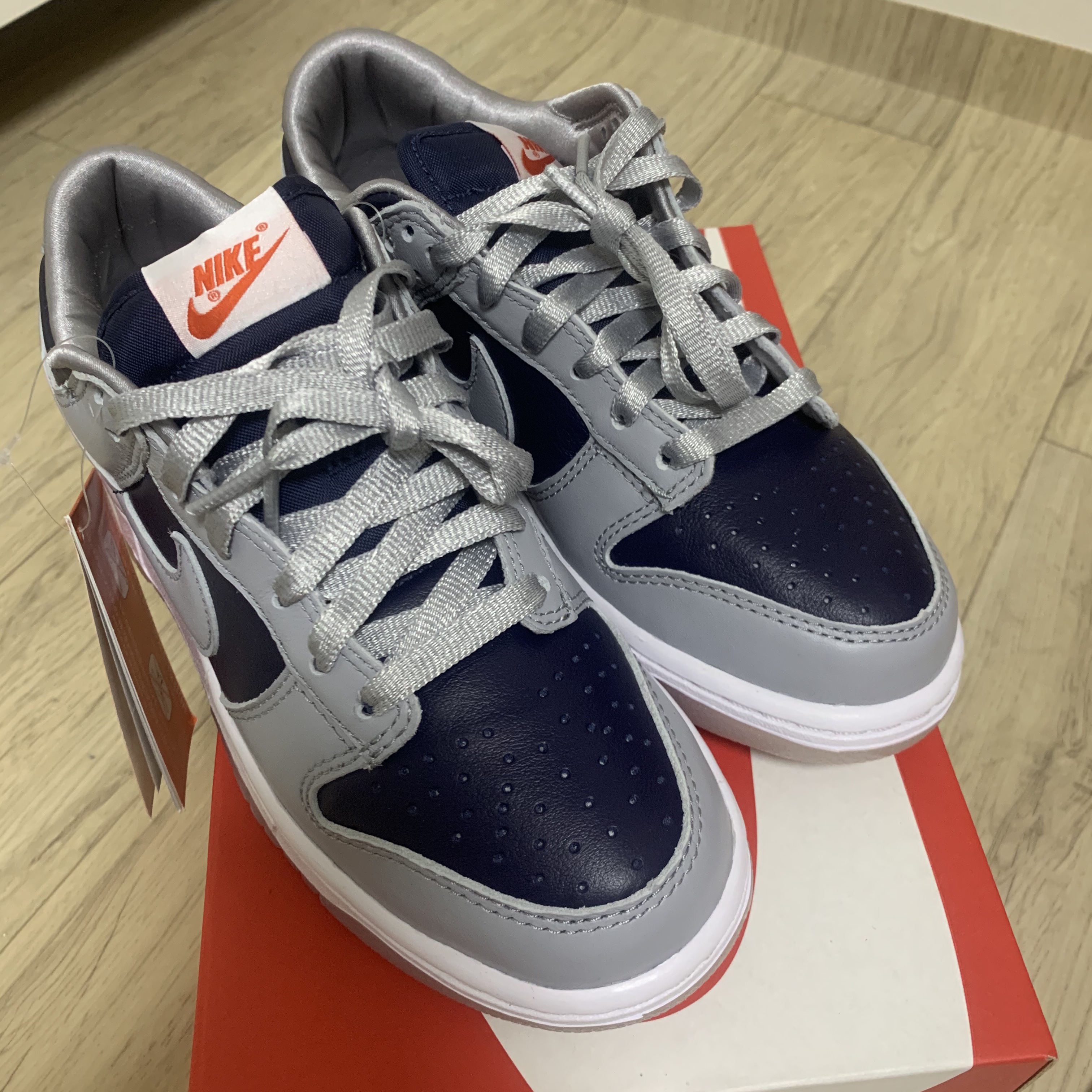 (W) Nike Dunk Low SP College Navy 착용 스타일