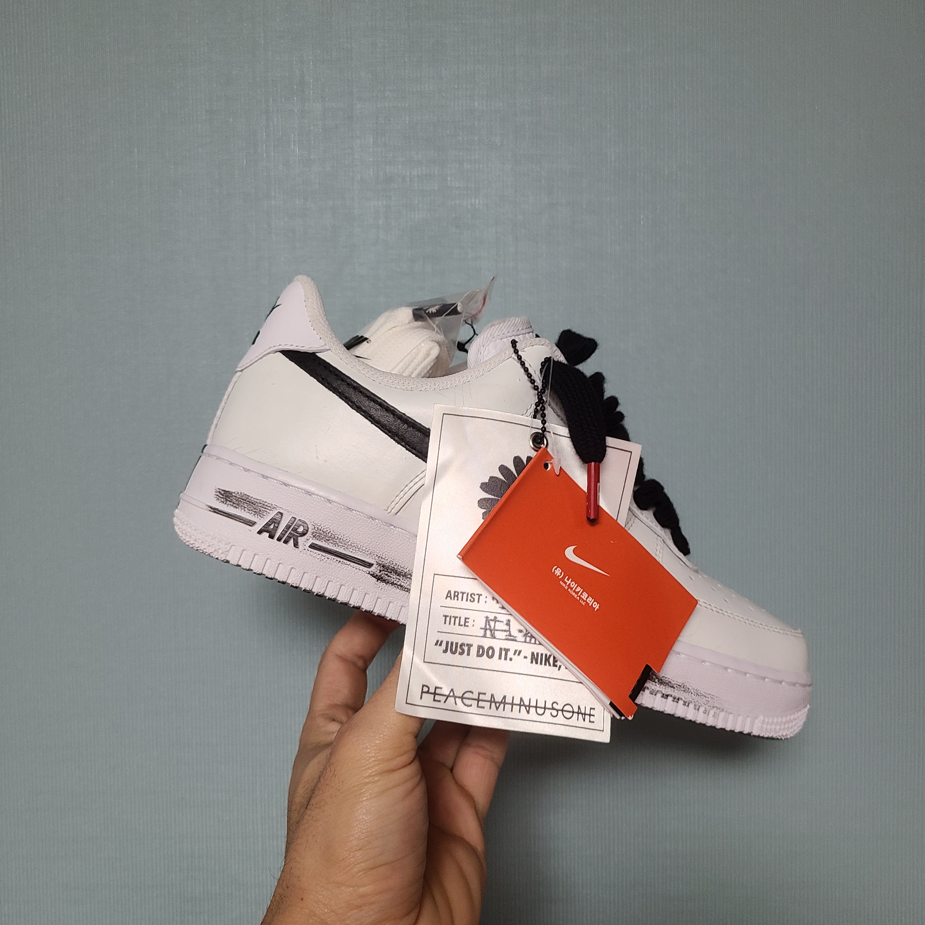 Nike x Peaceminusone Air Force 1 Low Para-Noise 2.0 착용 스타일 - 2
