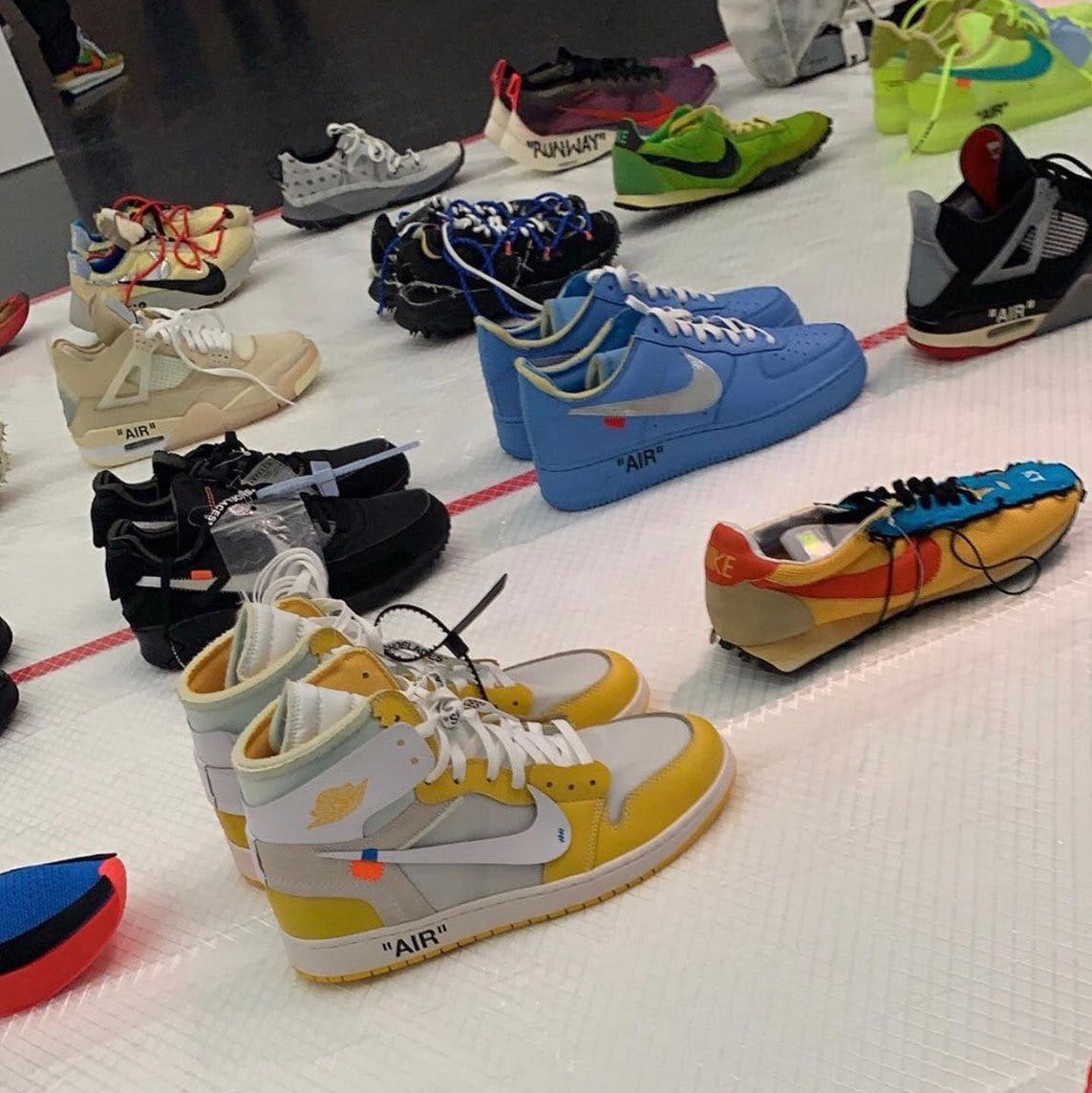 Jordan 1 x Off-White Retro High University Blue 착용 스타일 - 2