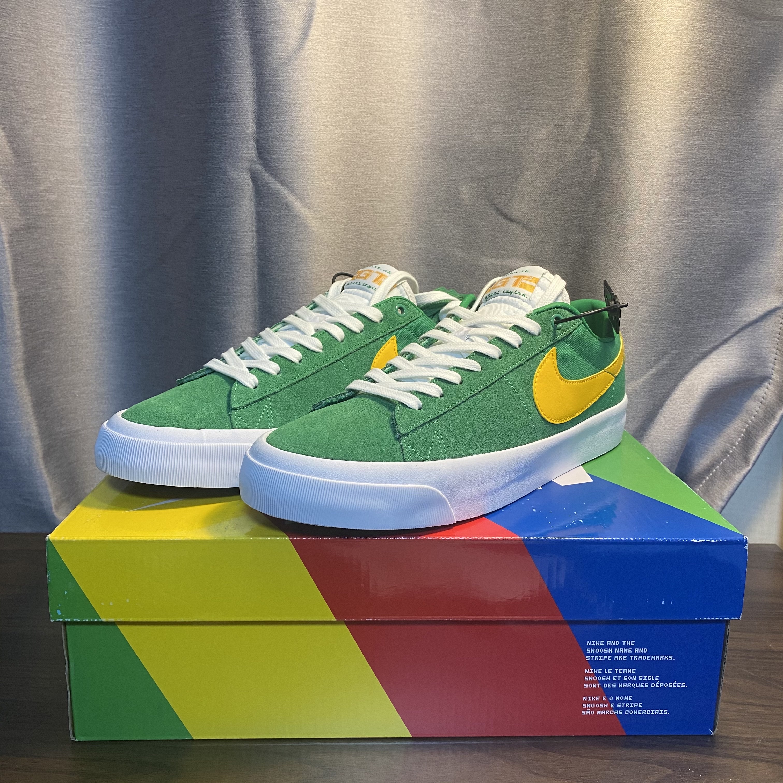 Nike SB Zoom Blazer Low Pro GT Lucky Green 착용 스타일 - 1