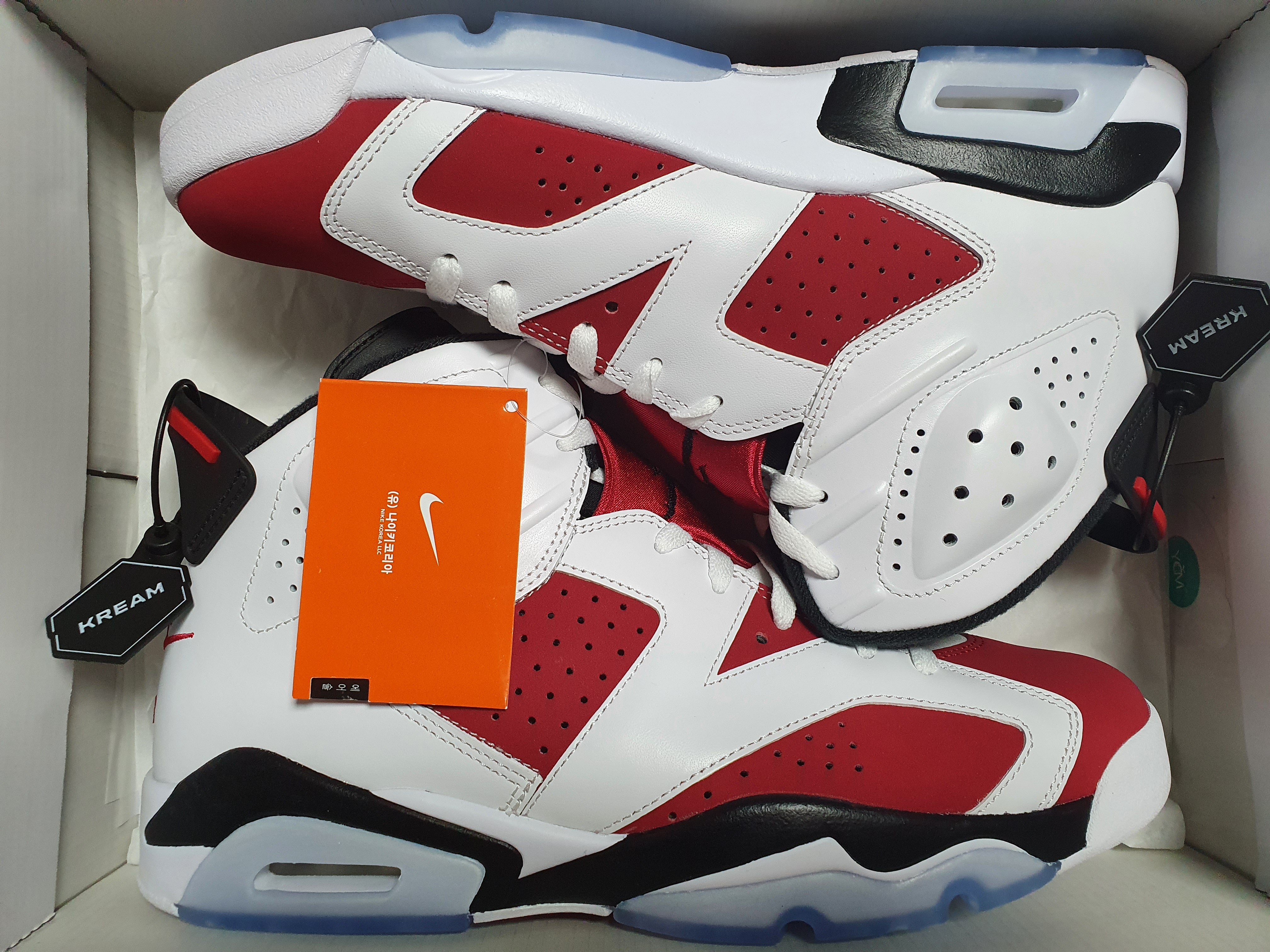 Jordan 6 Retro Carmine 2021 착용 스타일 - 2