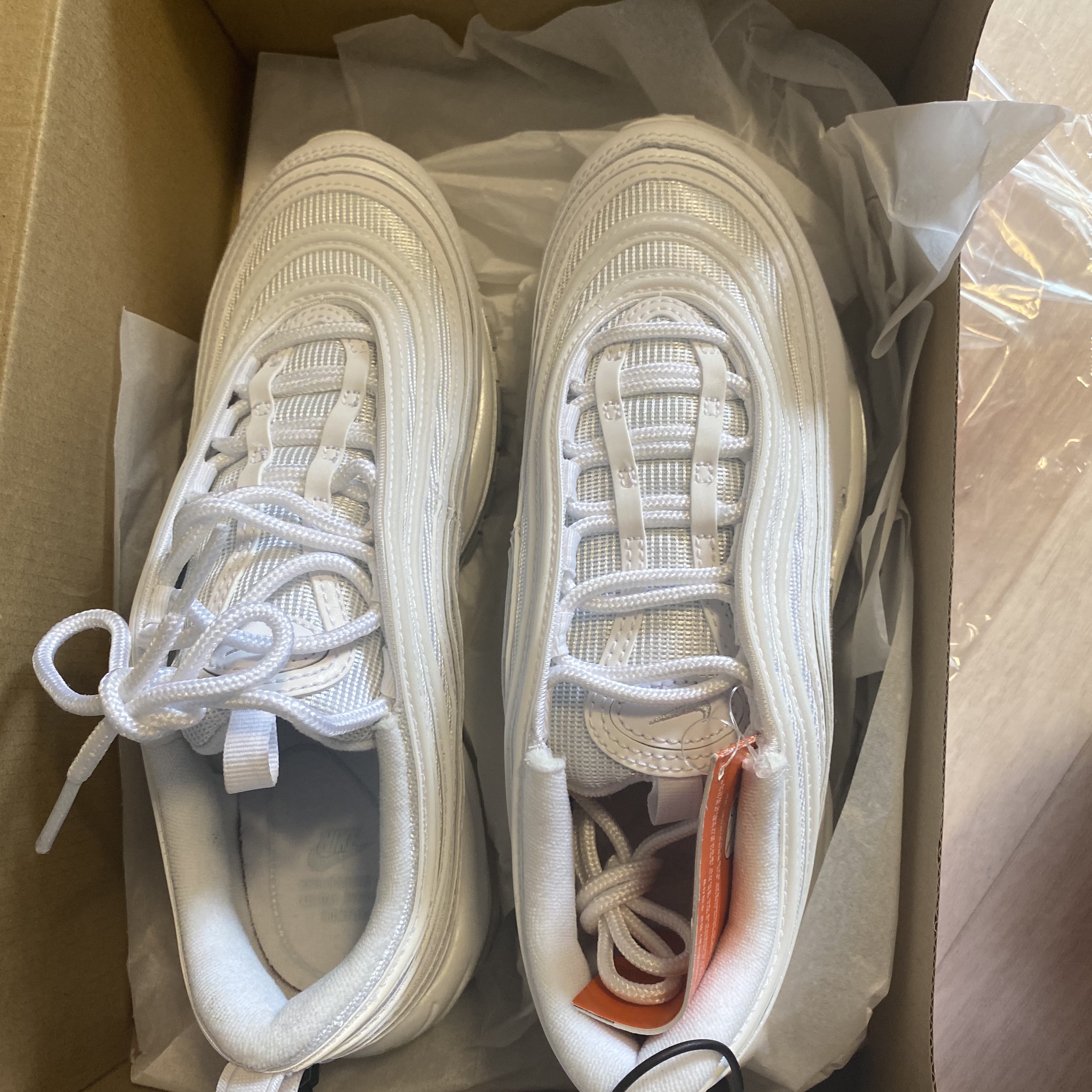 (W) Nike Air Max 97 White Pure Platinum 착용 스타일 - 1