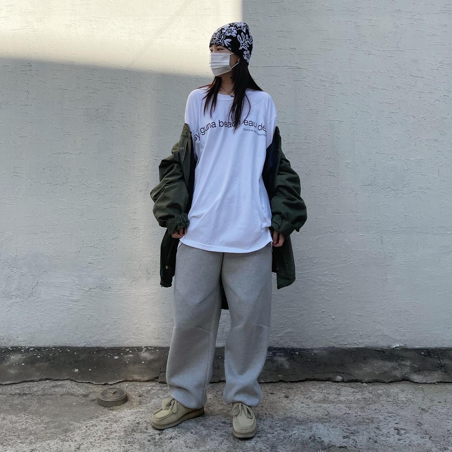 Stussy x CDG Laguna Beach T-Shirt White 착용 스타일 - 1