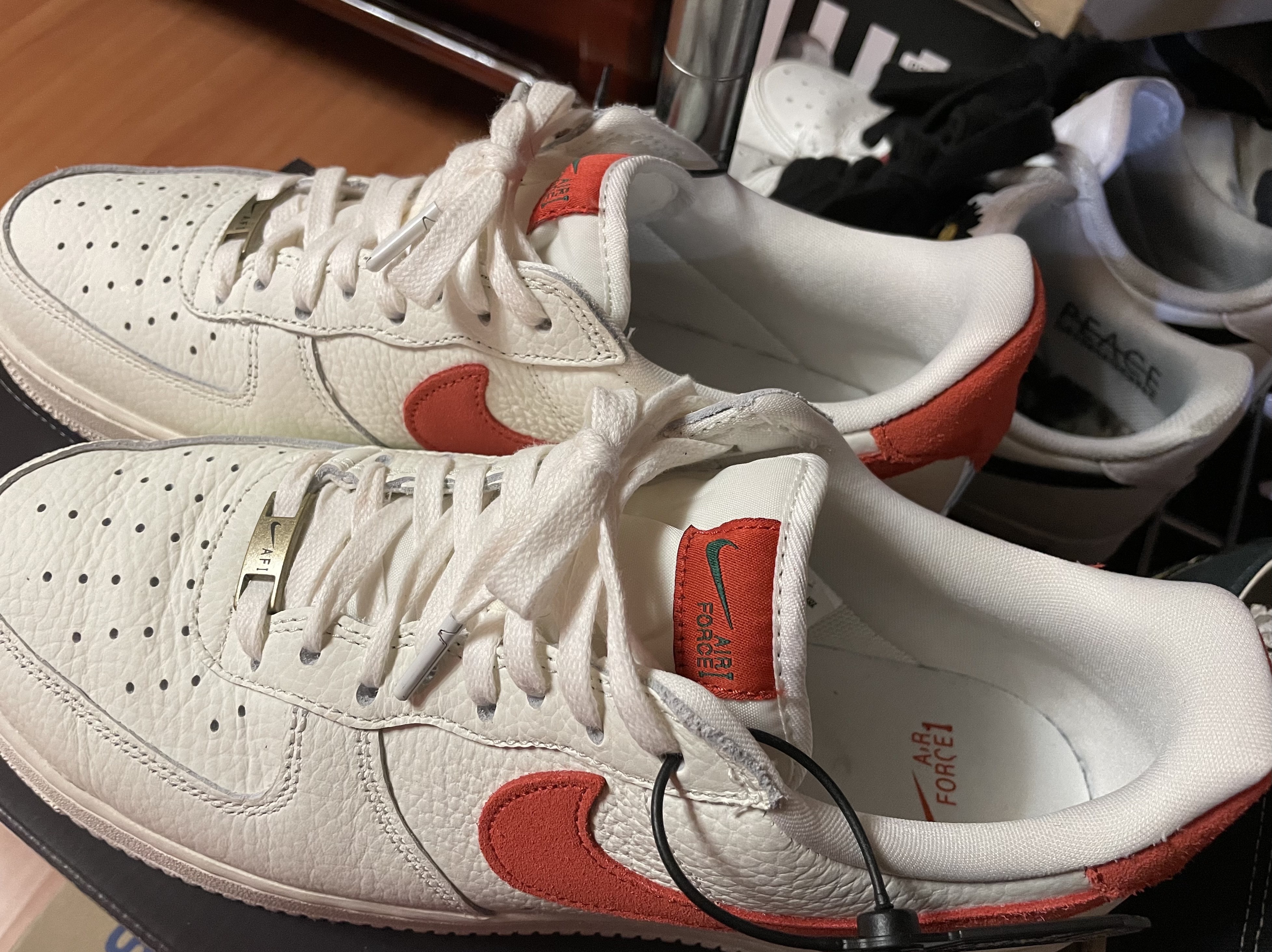 Nike Air Force 1 '07 Craft Mantra Orange 착용 스타일