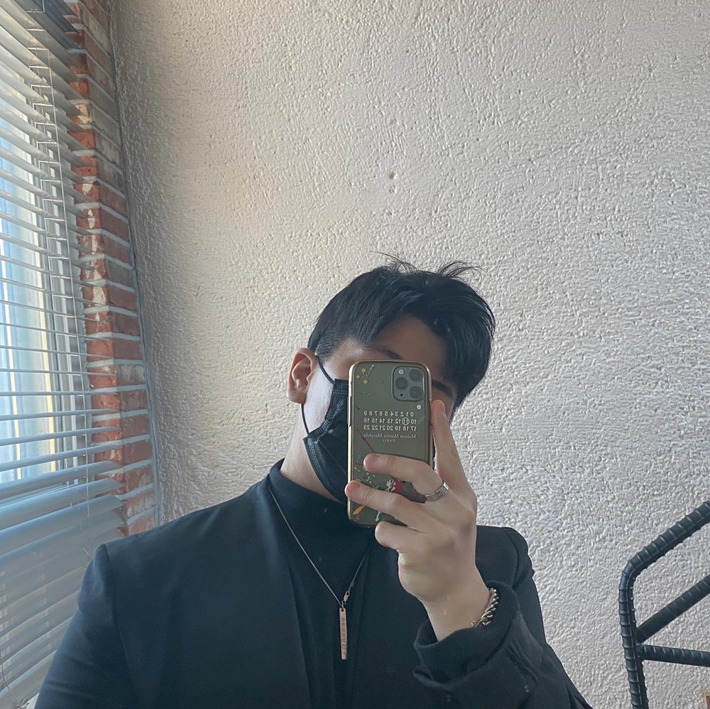 KREAM 프로필 이미지