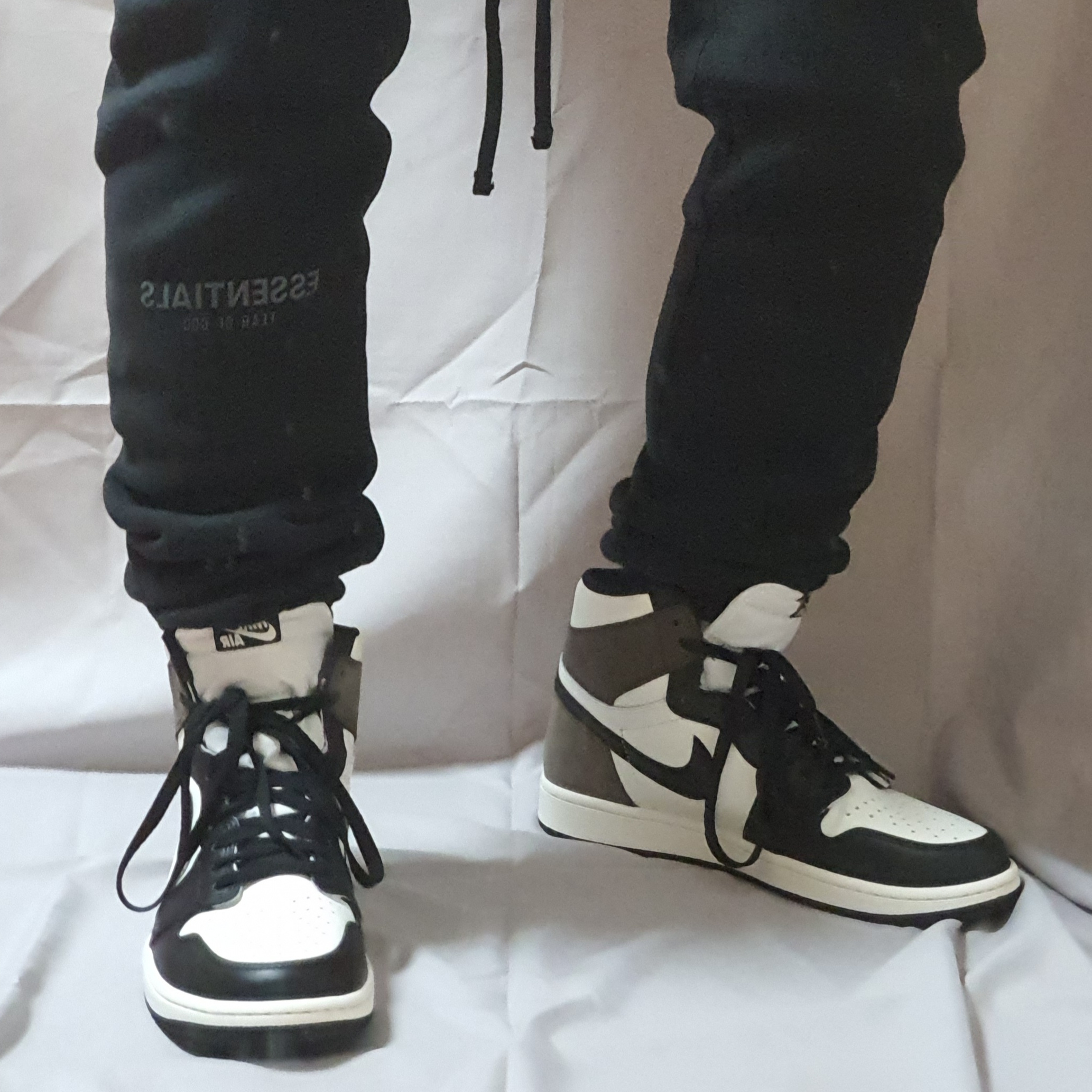 Jordan 1 Retro High OG Black Mocha 착용 스타일