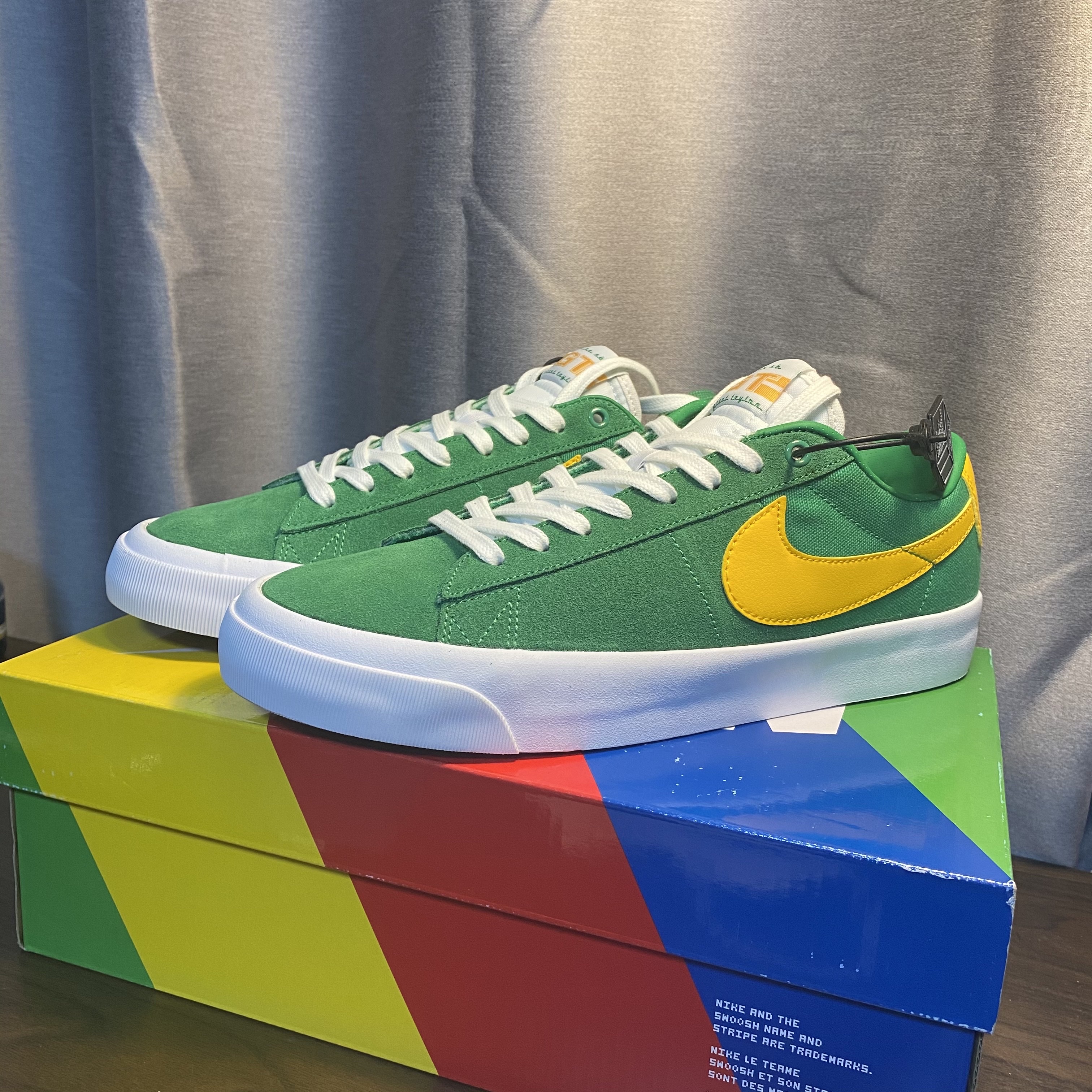 Nike SB Zoom Blazer Low Pro GT Lucky Green 착용 스타일 - 2