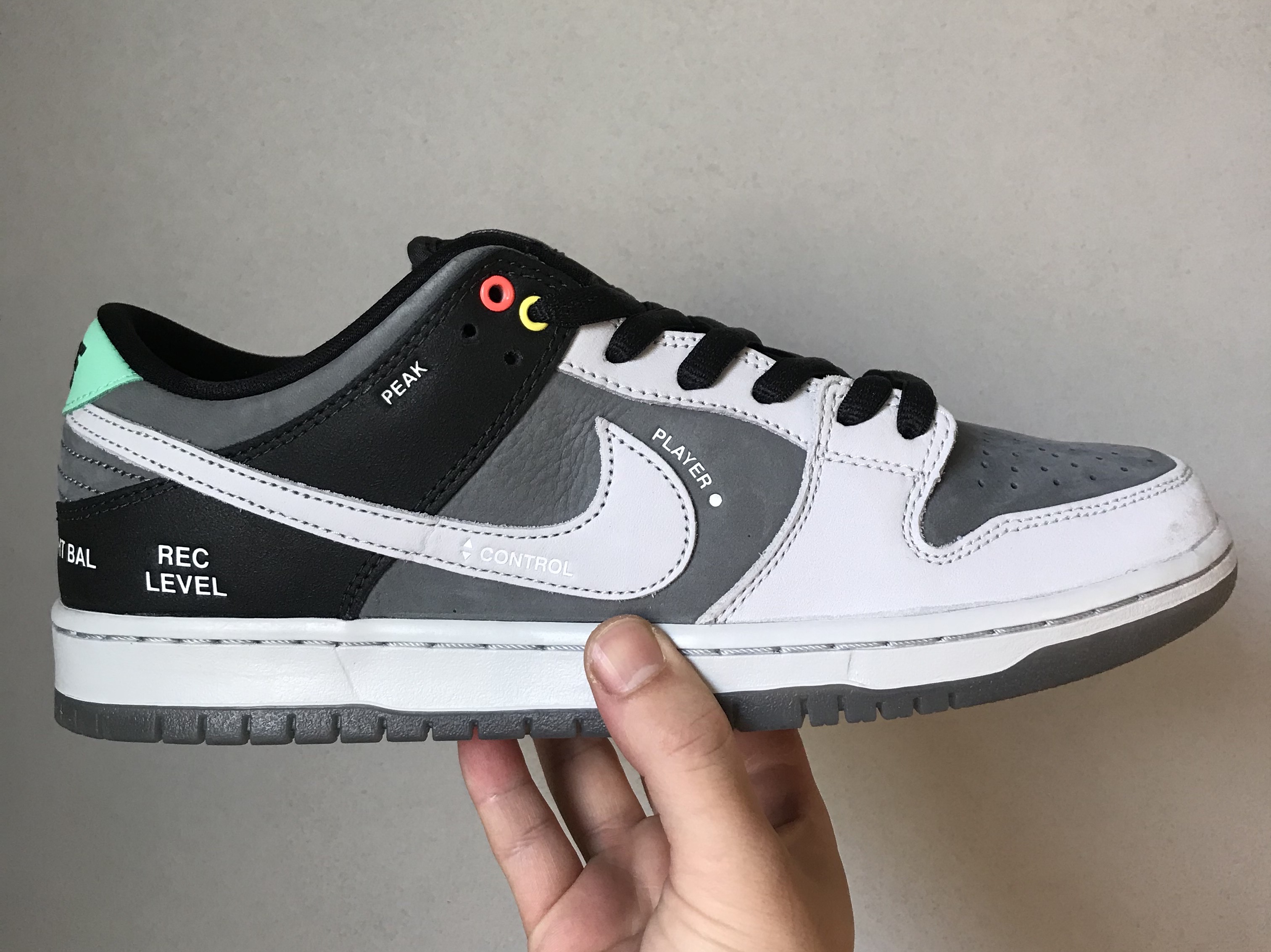 Nike SB Dunk Low Pro Camcorder 착용 스타일 - 2