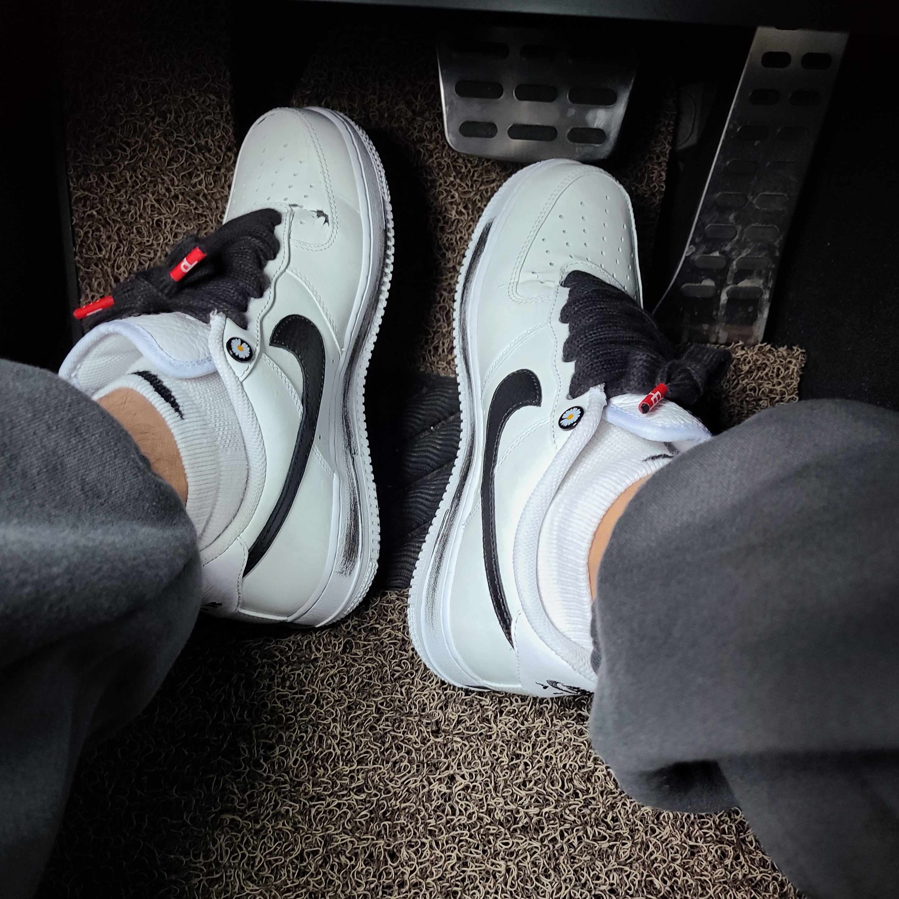 Nike x Peaceminusone Air Force 1 Low Para-Noise 2.0 착용 스타일 - 1
