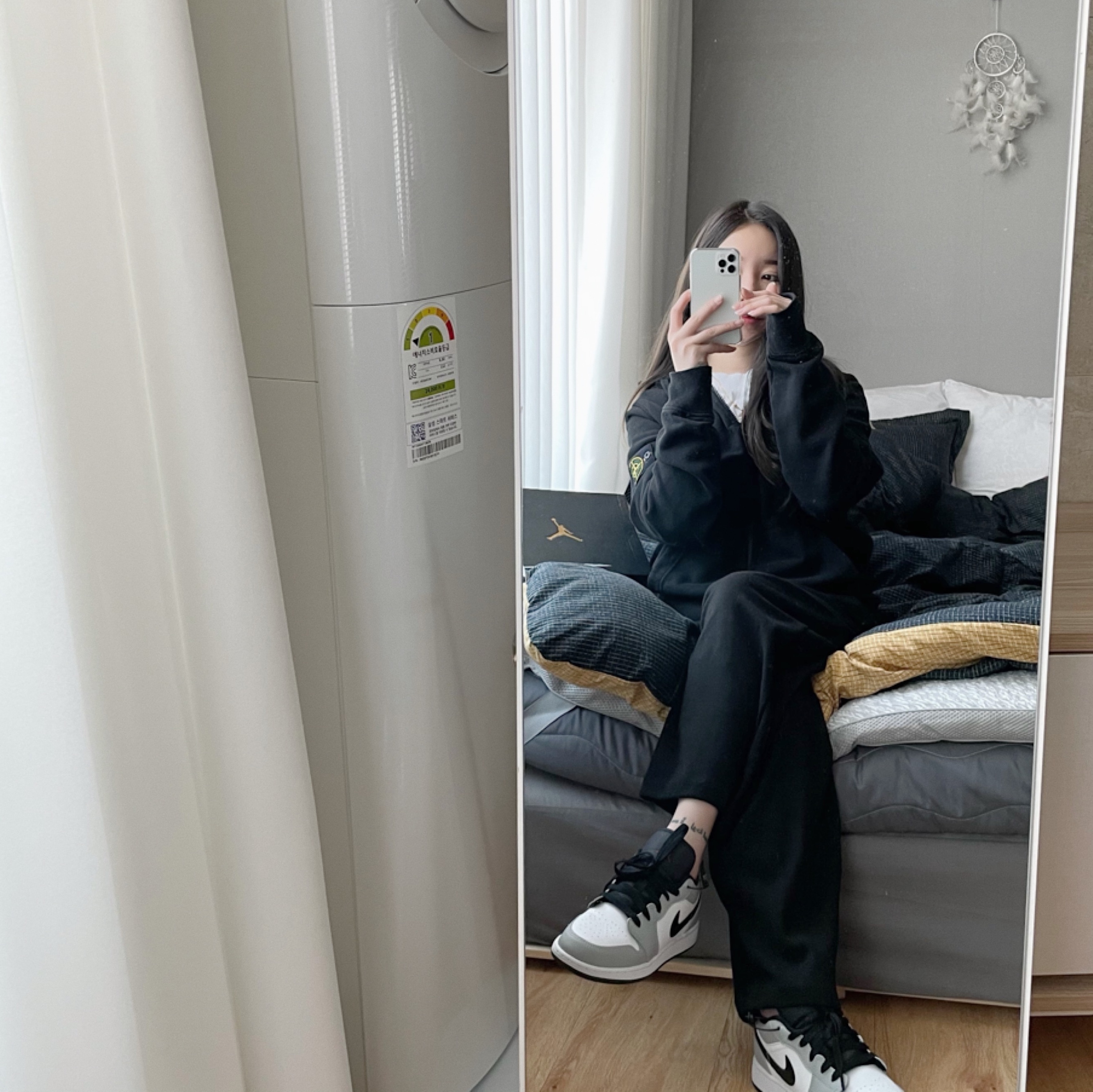 (GS) Jordan 1 Low Light Smoke Grey 착용 스타일 - 1