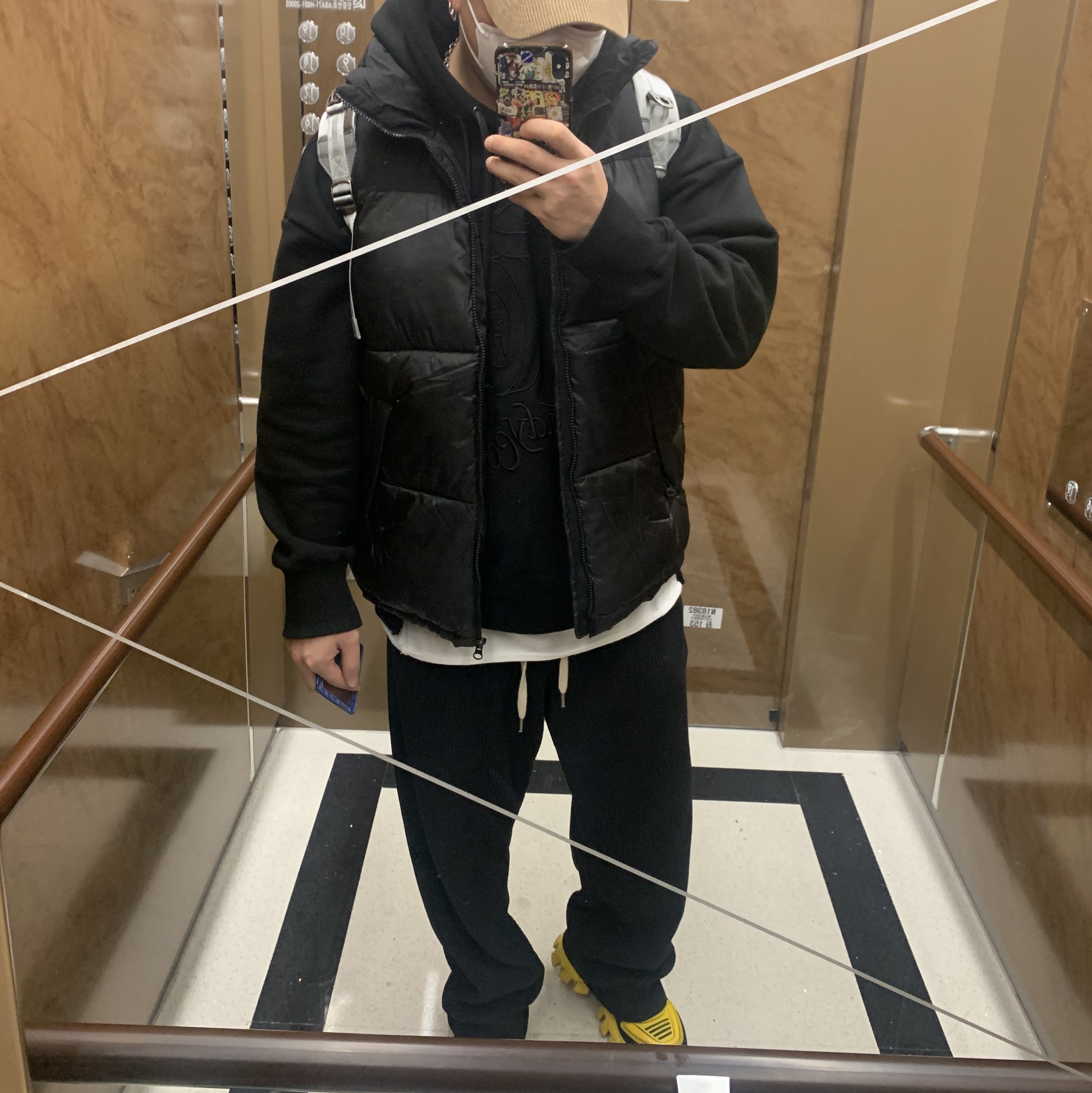 Prada Cloudbust Thunder Technical Fabric Sneakers Black 착용 스타일