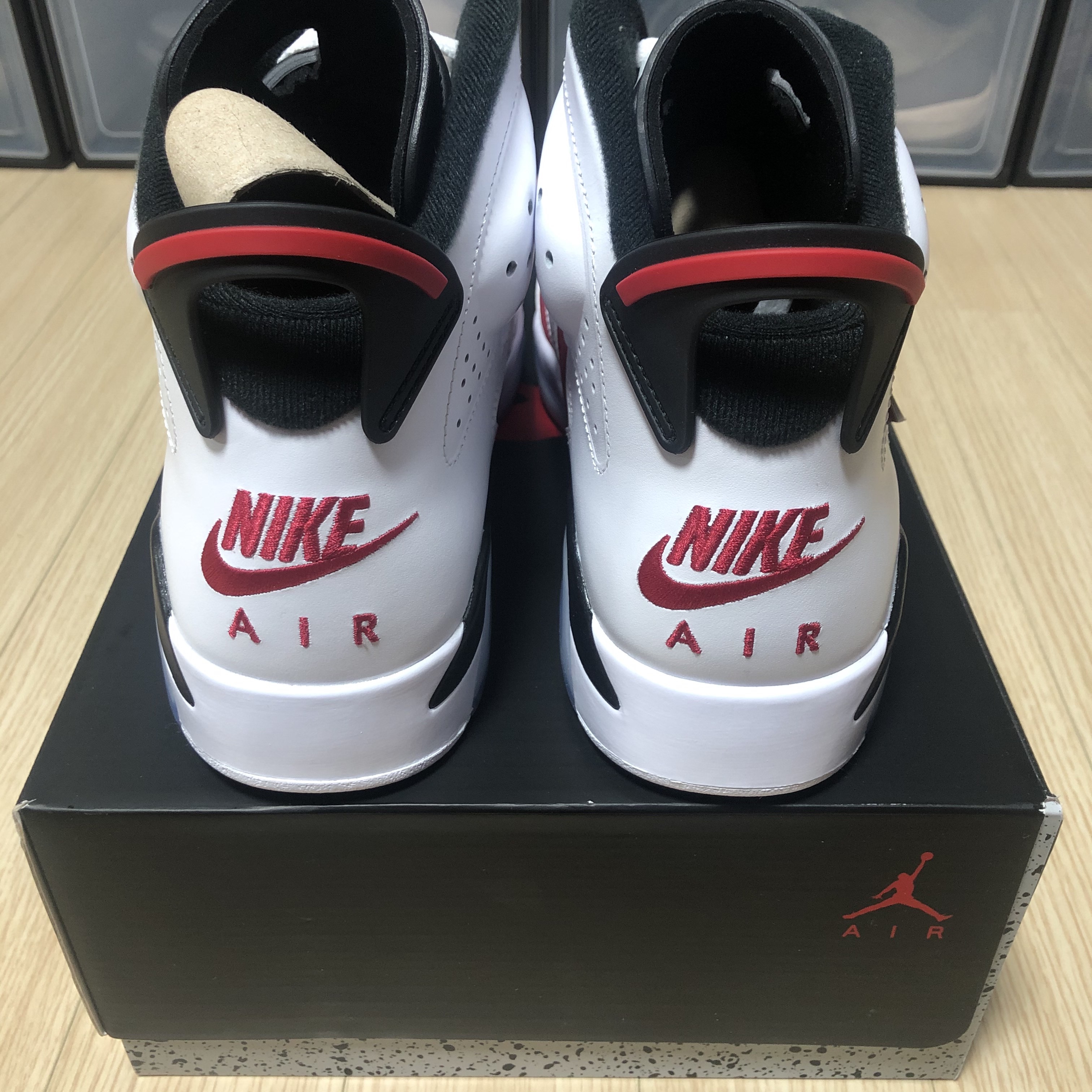 Jordan 6 Retro Carmine 2021 착용 스타일 - 2