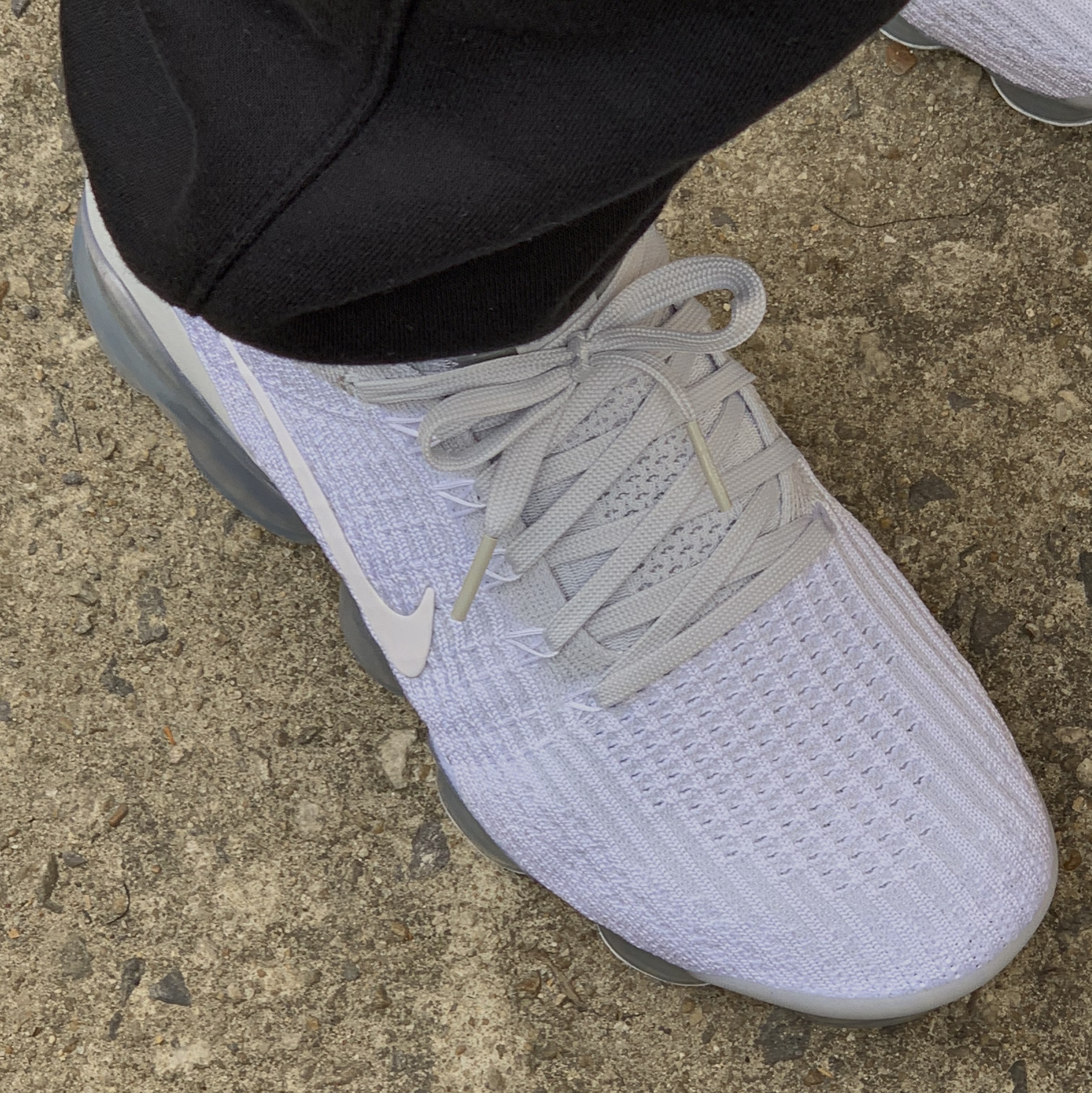 Nike Air VaporMax Flyknit 3 White Pure Platinum 착용 스타일