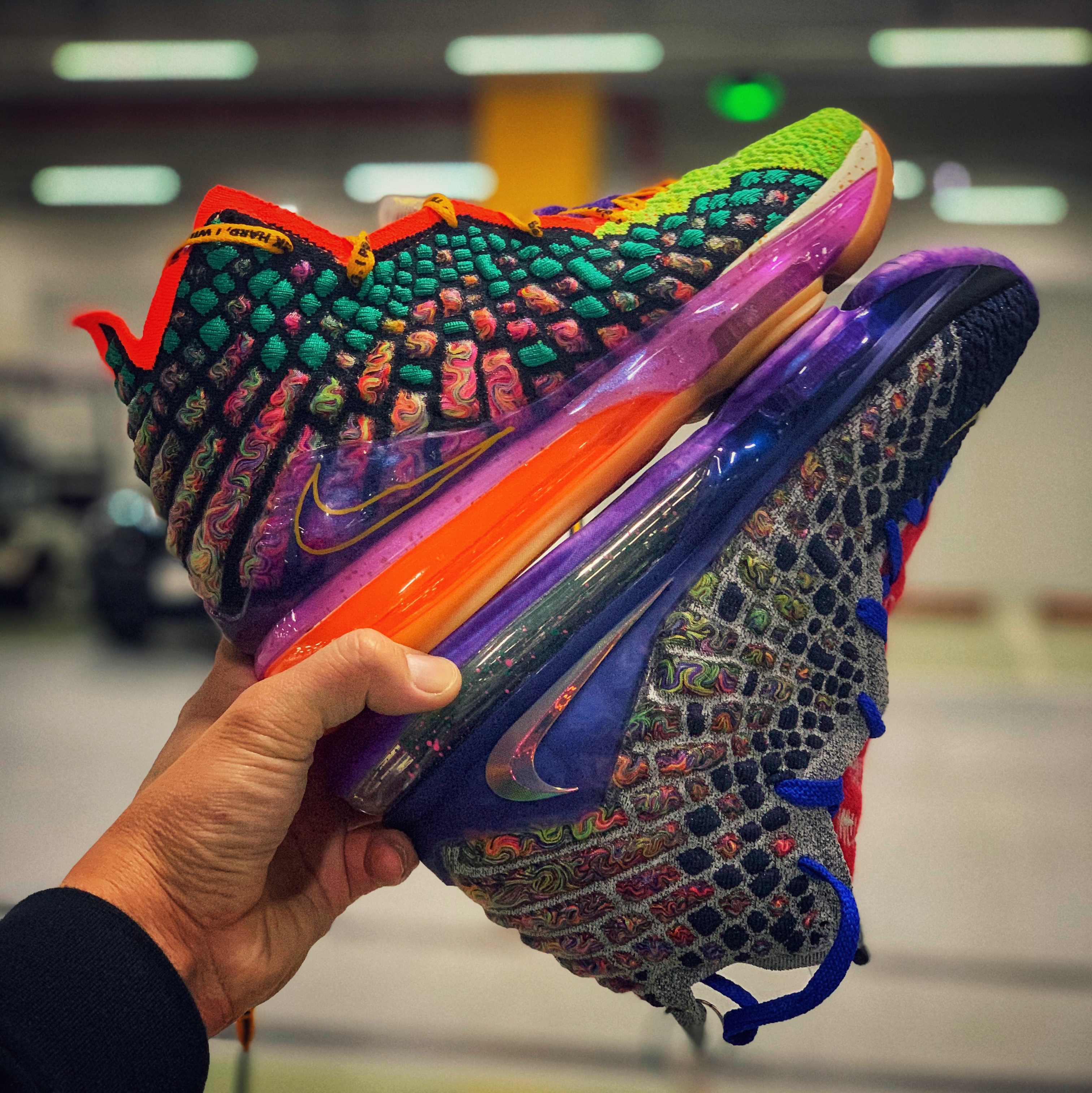 Nike LeBron 17 What The 착용 스타일