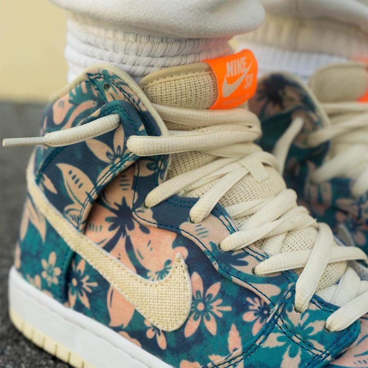 Nike SB Dunk High Pro Hawaii, Nike Dunk Low KicksHawaii Aloha 착용 스타일 - 5