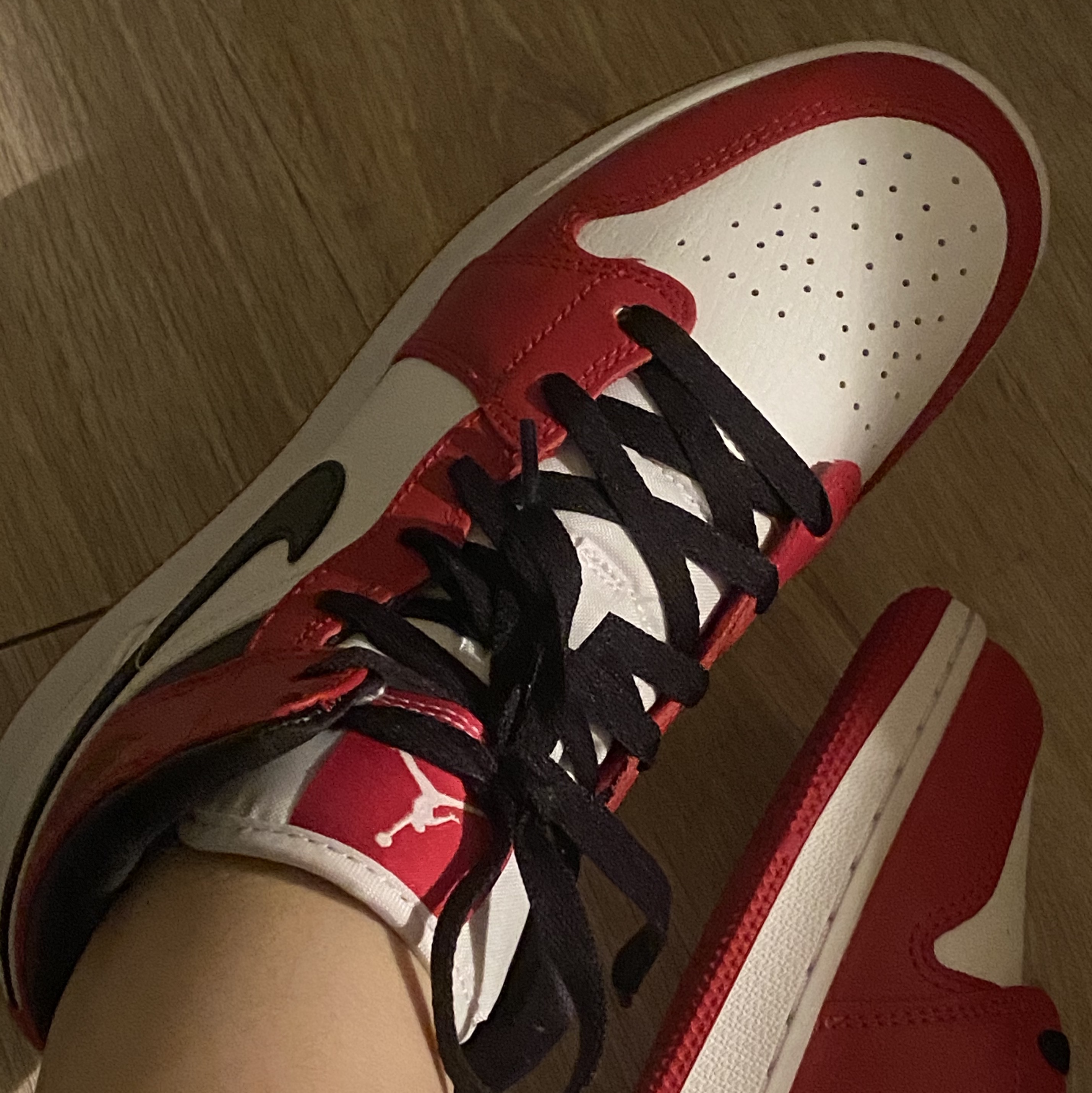 Jordan 1 Mid Chicago 2020 착용 스타일