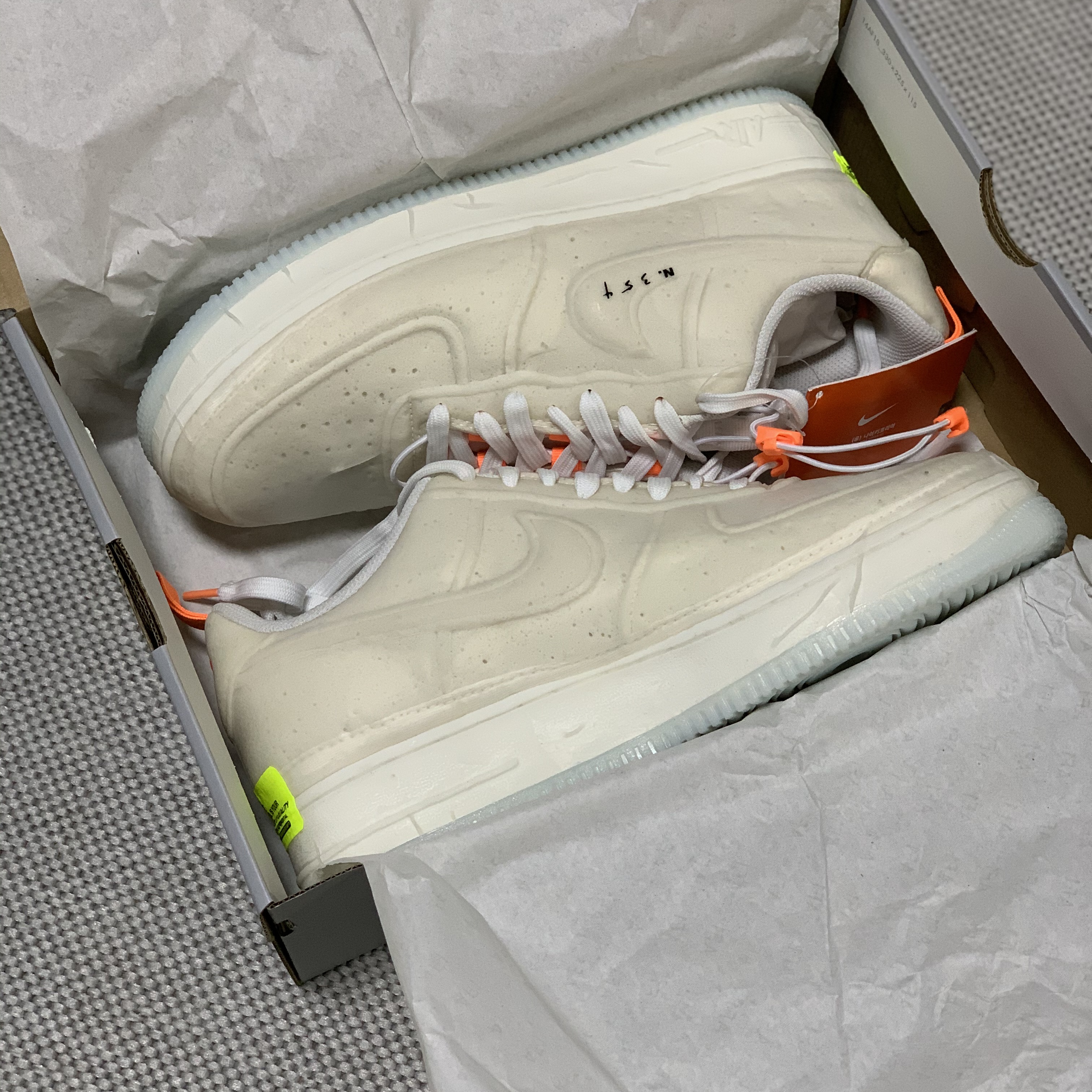 Nike Air Force 1 Experimental Sail 착용 스타일 - 3