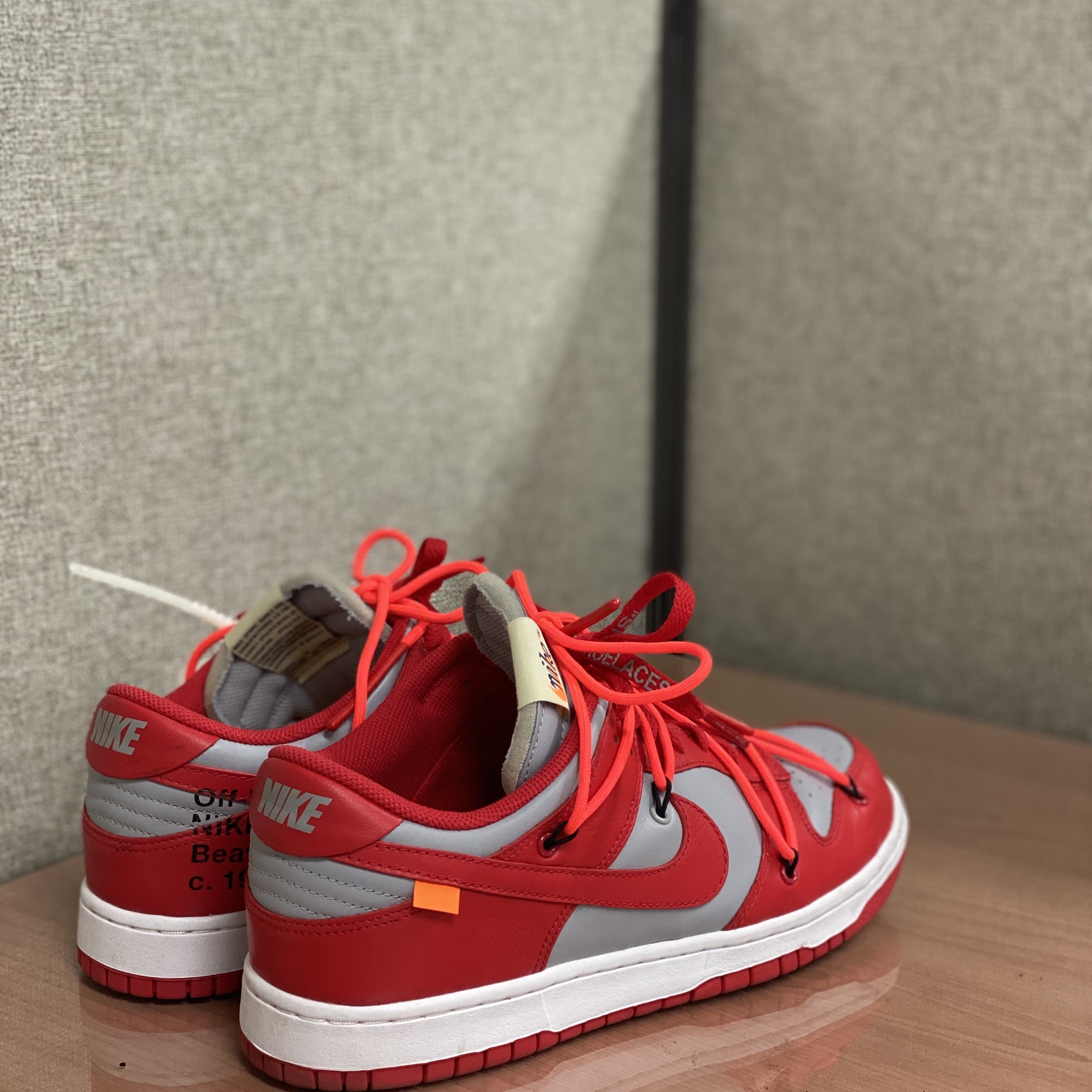 Nike x Off-White Dunk Low University Red 착용 스타일