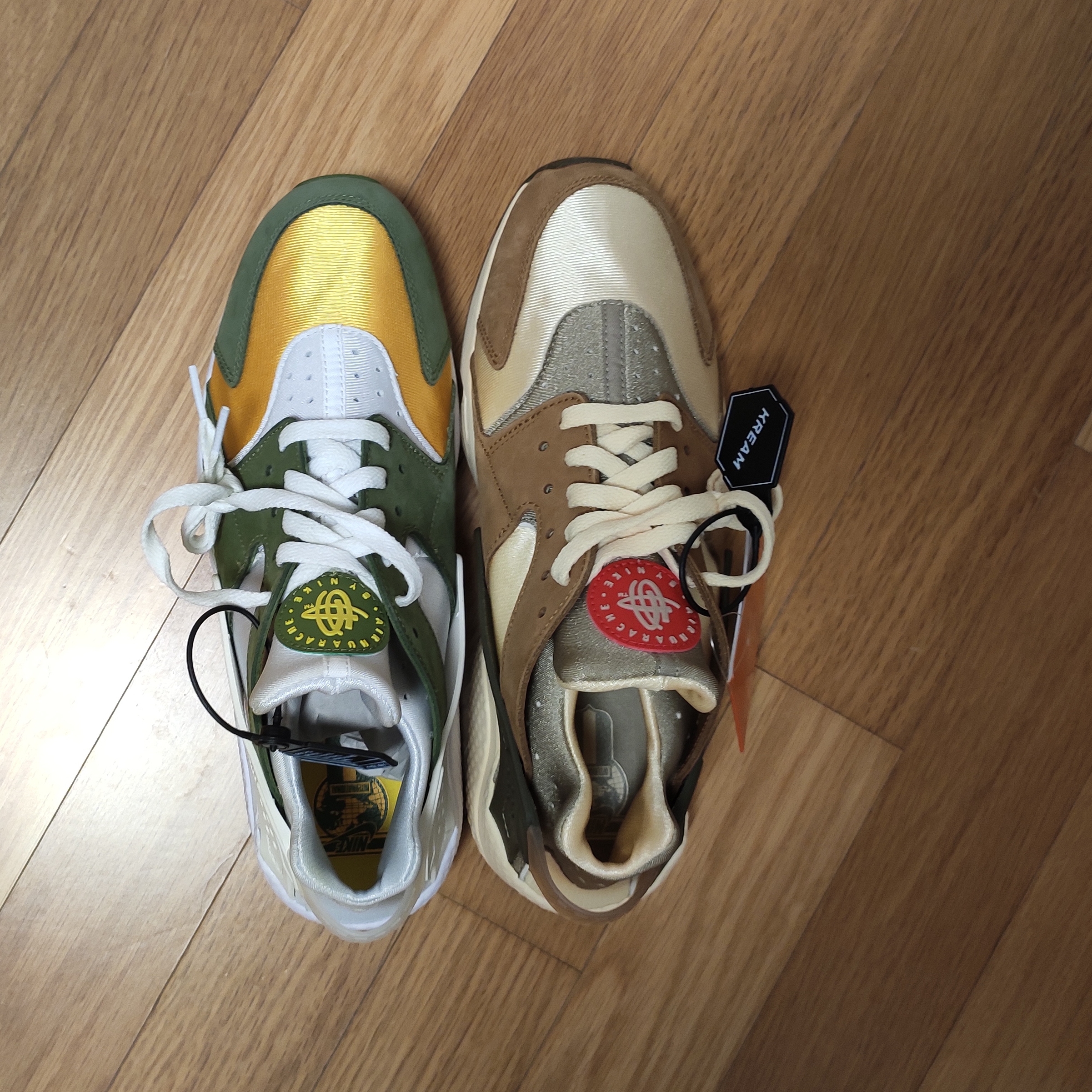 Nike x Stussy Air Huarache LE Dark Olive 착용 스타일 - 5