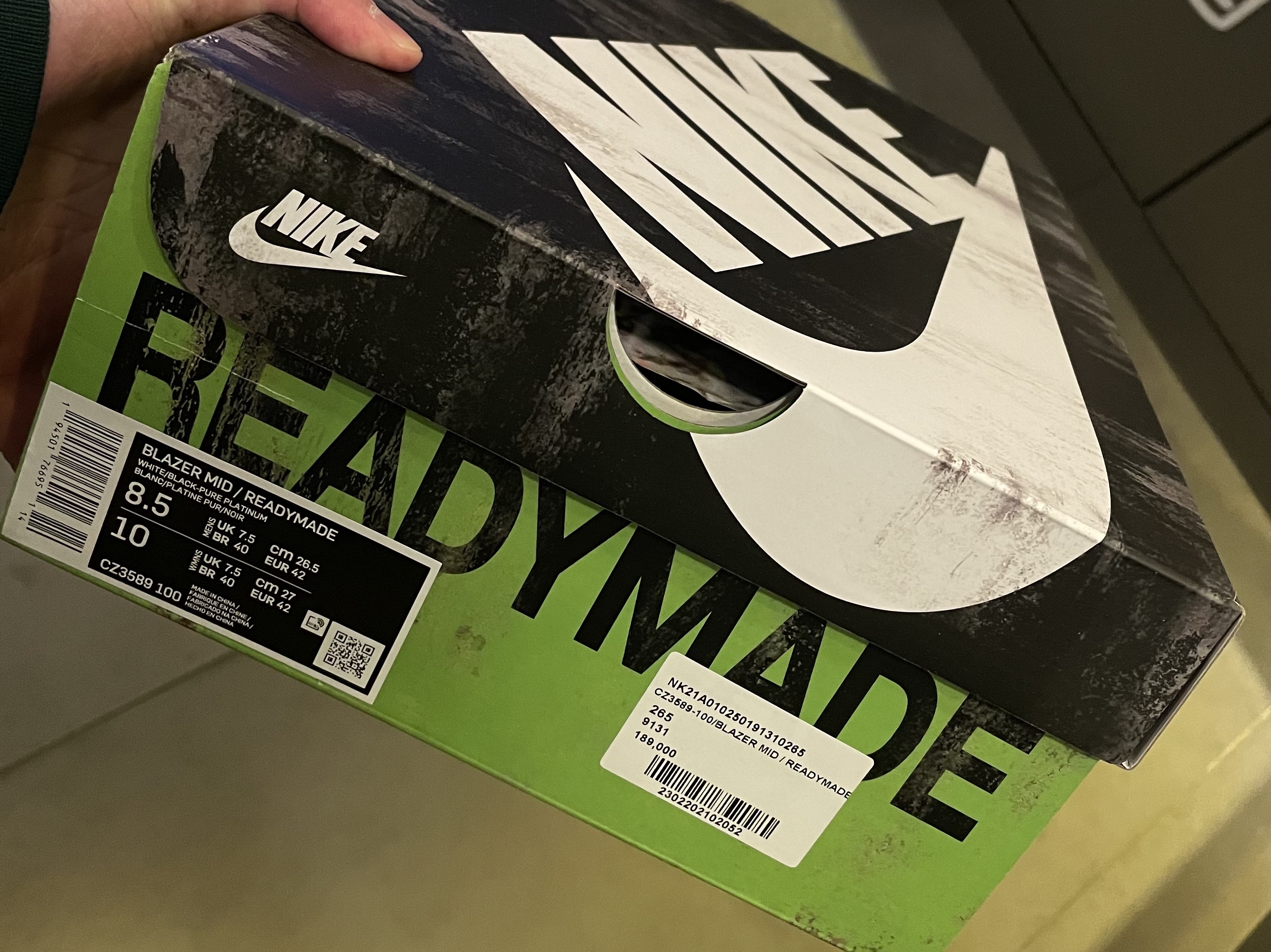 Nike x Readymade Blazer Mid White 착용 스타일 - 2
