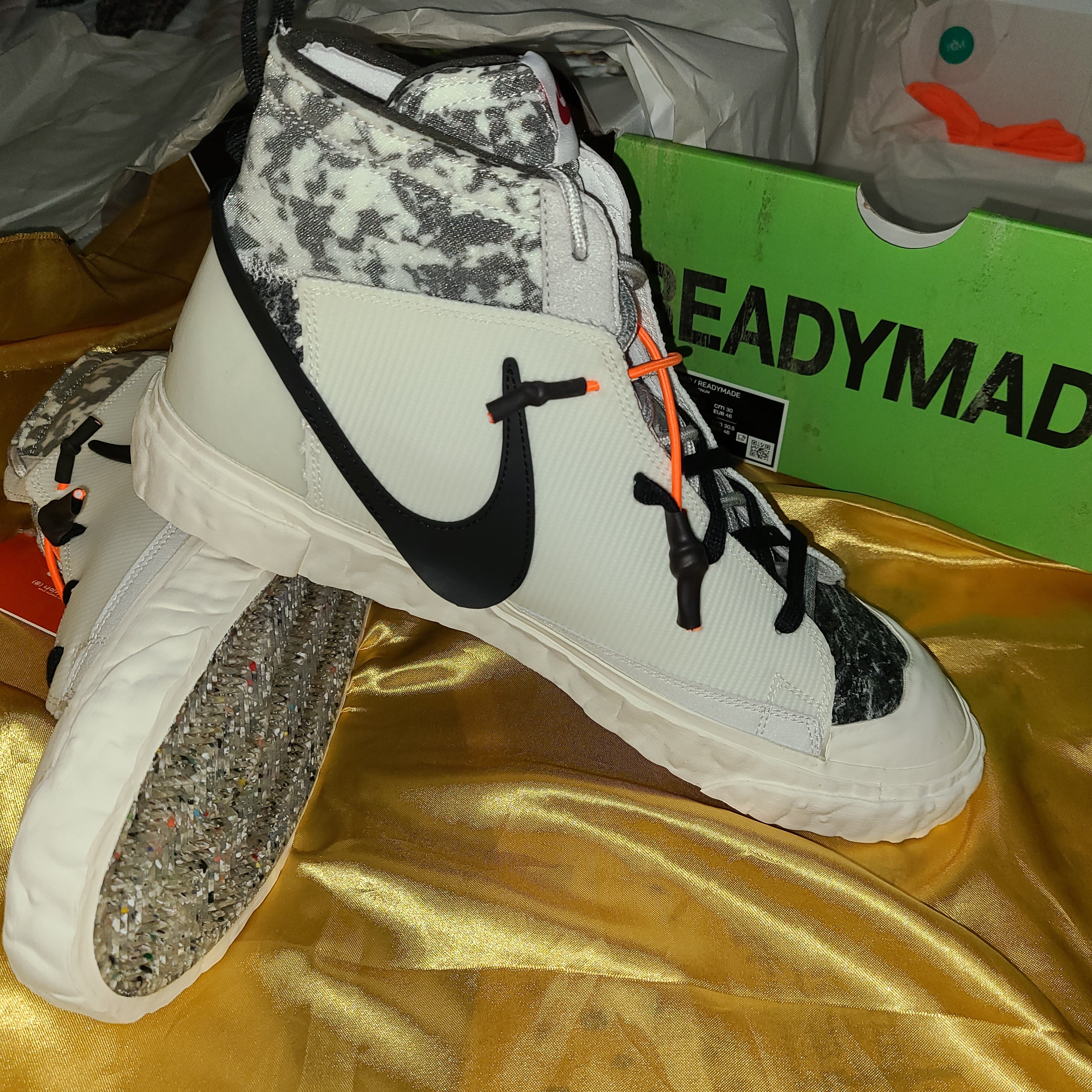 Nike x Readymade Blazer Mid White 착용 스타일 - 5