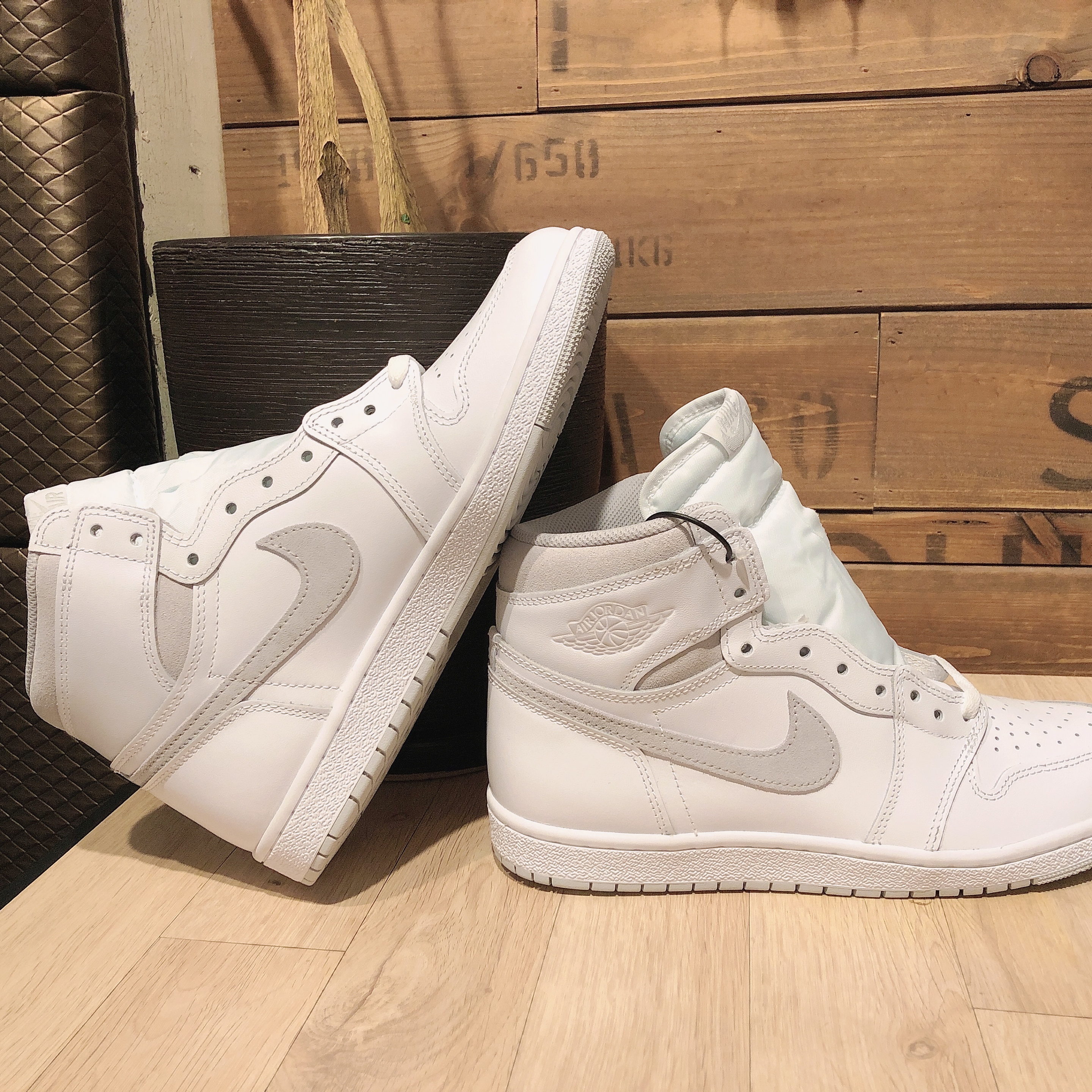 Jordan 1 High 85 Neutral Grey 착용 스타일 - 1