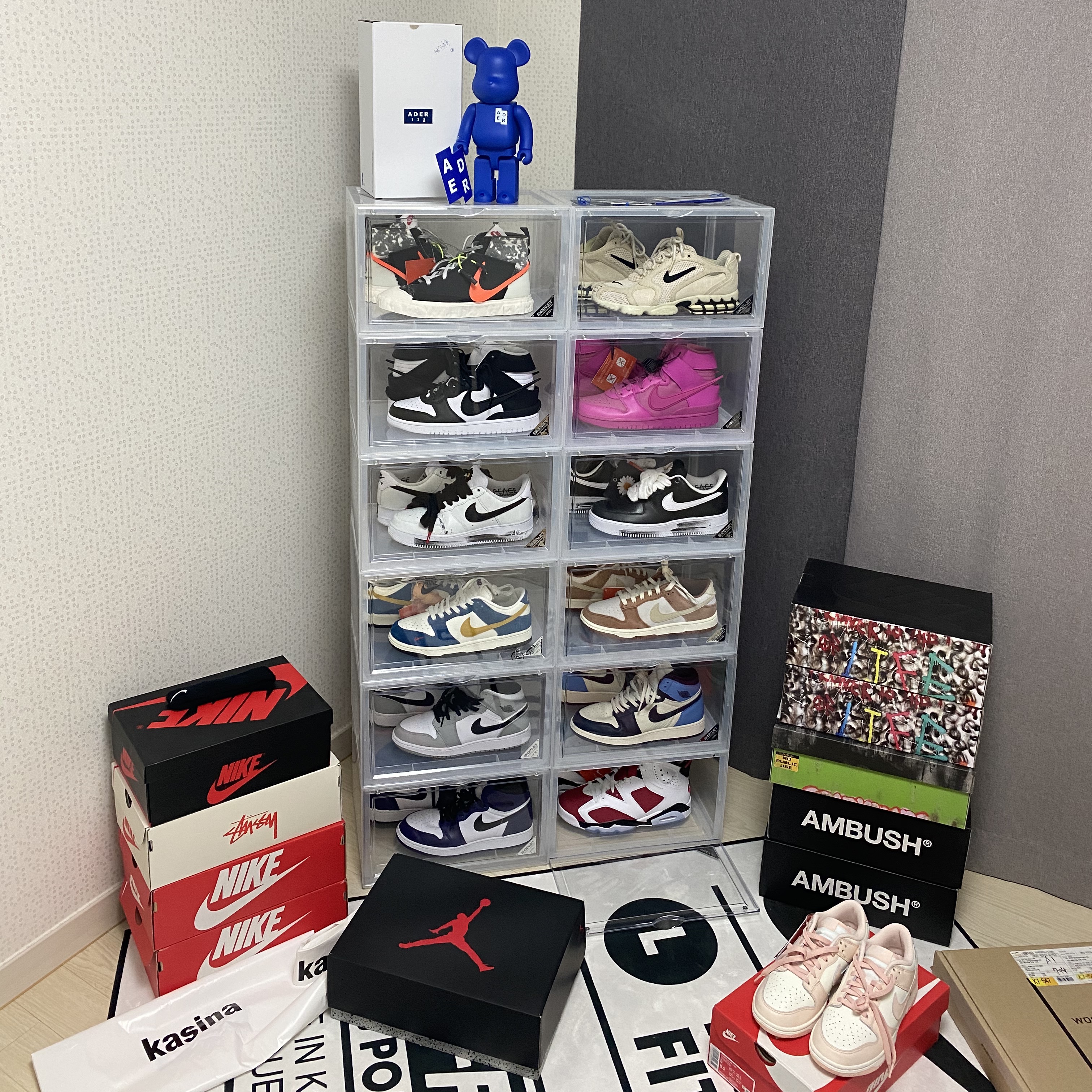 Nike x Stussy Air Zoom Spiridon Cage 2 Fossil, Nike x Readymade Blazer Mid Black 착용 스타일